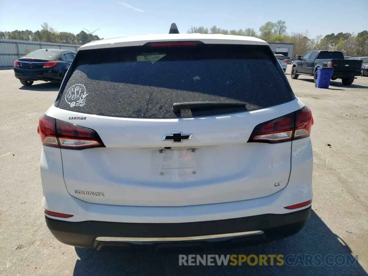 6 Photograph of a damaged car 3GNAXKEV2NL299685 CHEVROLET EQUINOX 2022