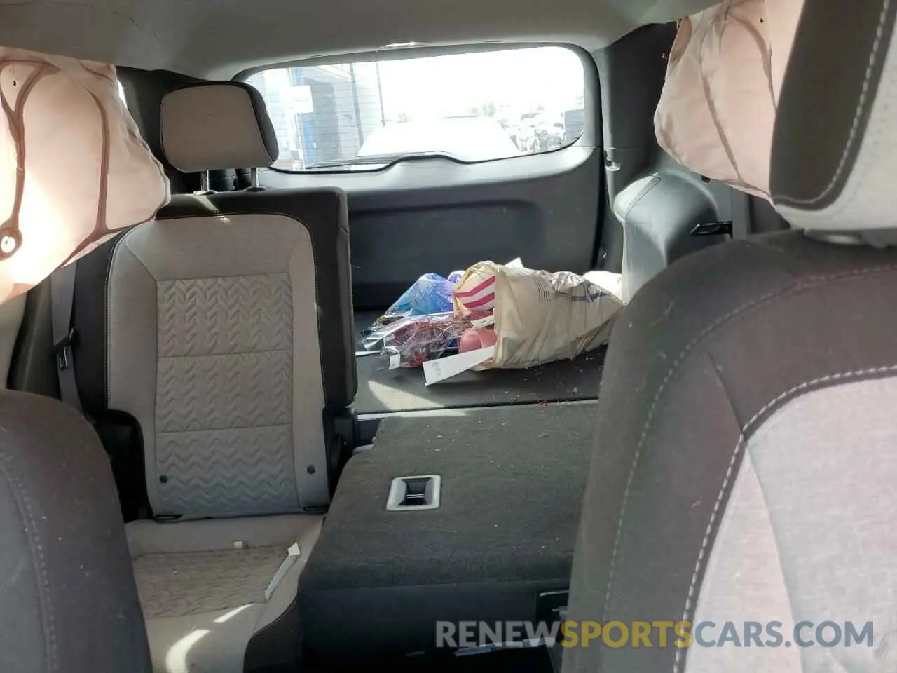 10 Photograph of a damaged car 3GNAXKEV3NL113961 CHEVROLET EQUINOX 2022