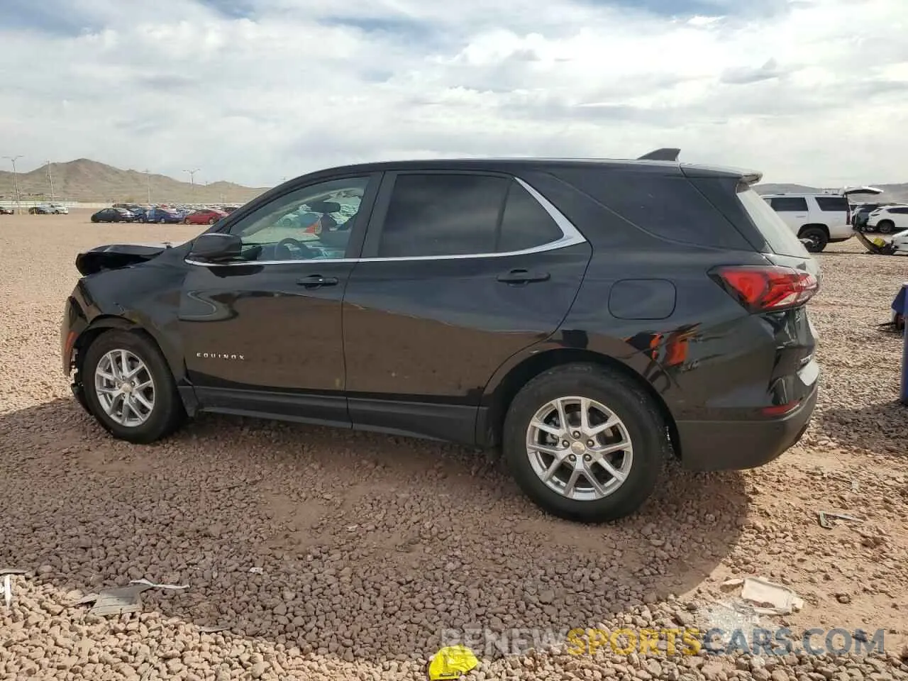 2 Photograph of a damaged car 3GNAXKEV3NL113961 CHEVROLET EQUINOX 2022