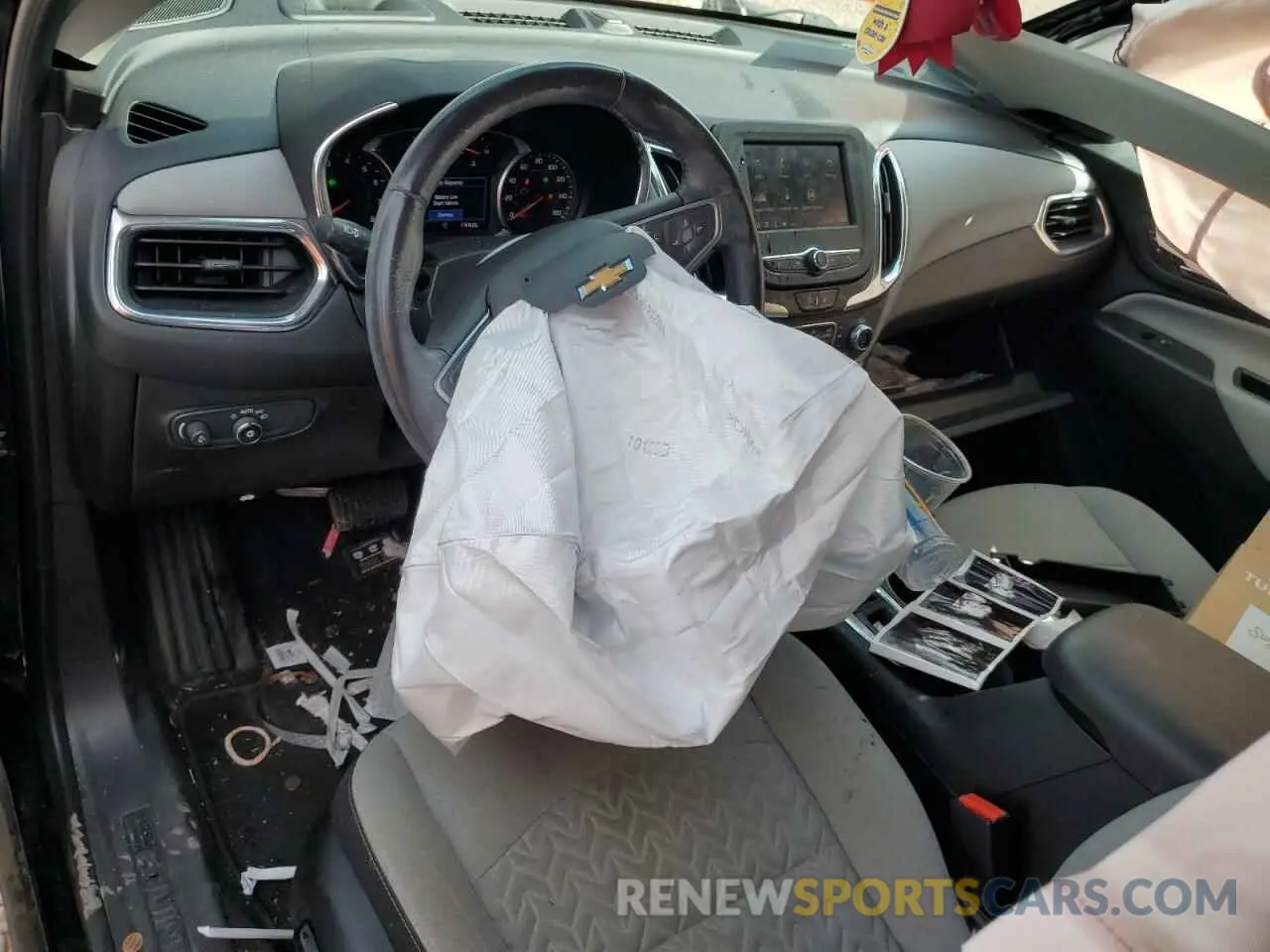 8 Photograph of a damaged car 3GNAXKEV3NL113961 CHEVROLET EQUINOX 2022