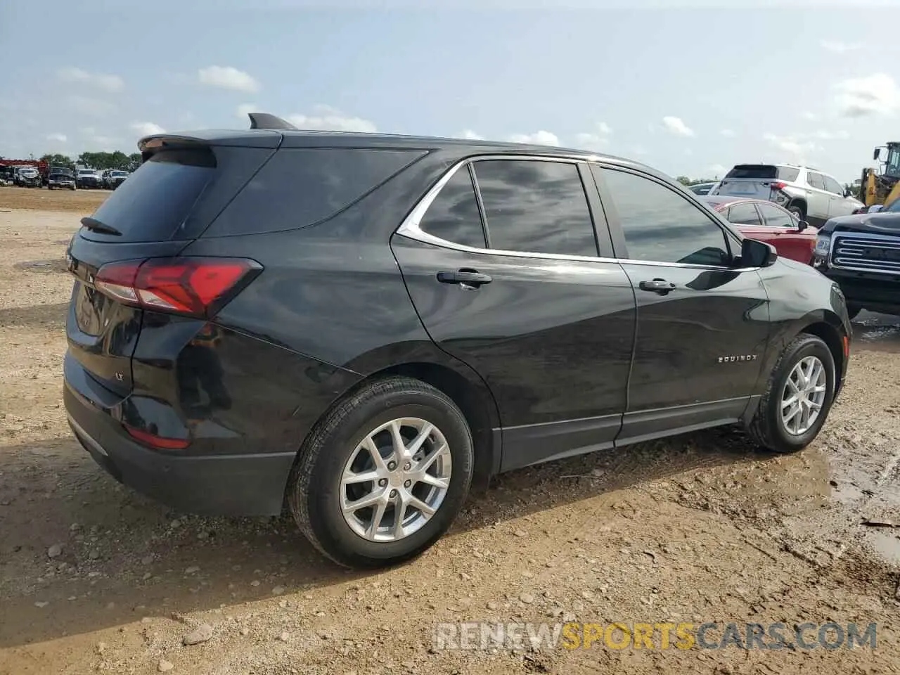 3 Photograph of a damaged car 3GNAXKEV3NL183198 CHEVROLET EQUINOX 2022