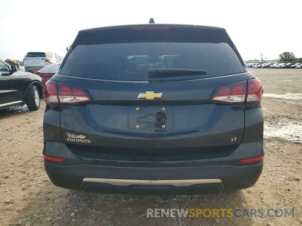 6 Photograph of a damaged car 3GNAXKEV3NL183198 CHEVROLET EQUINOX 2022