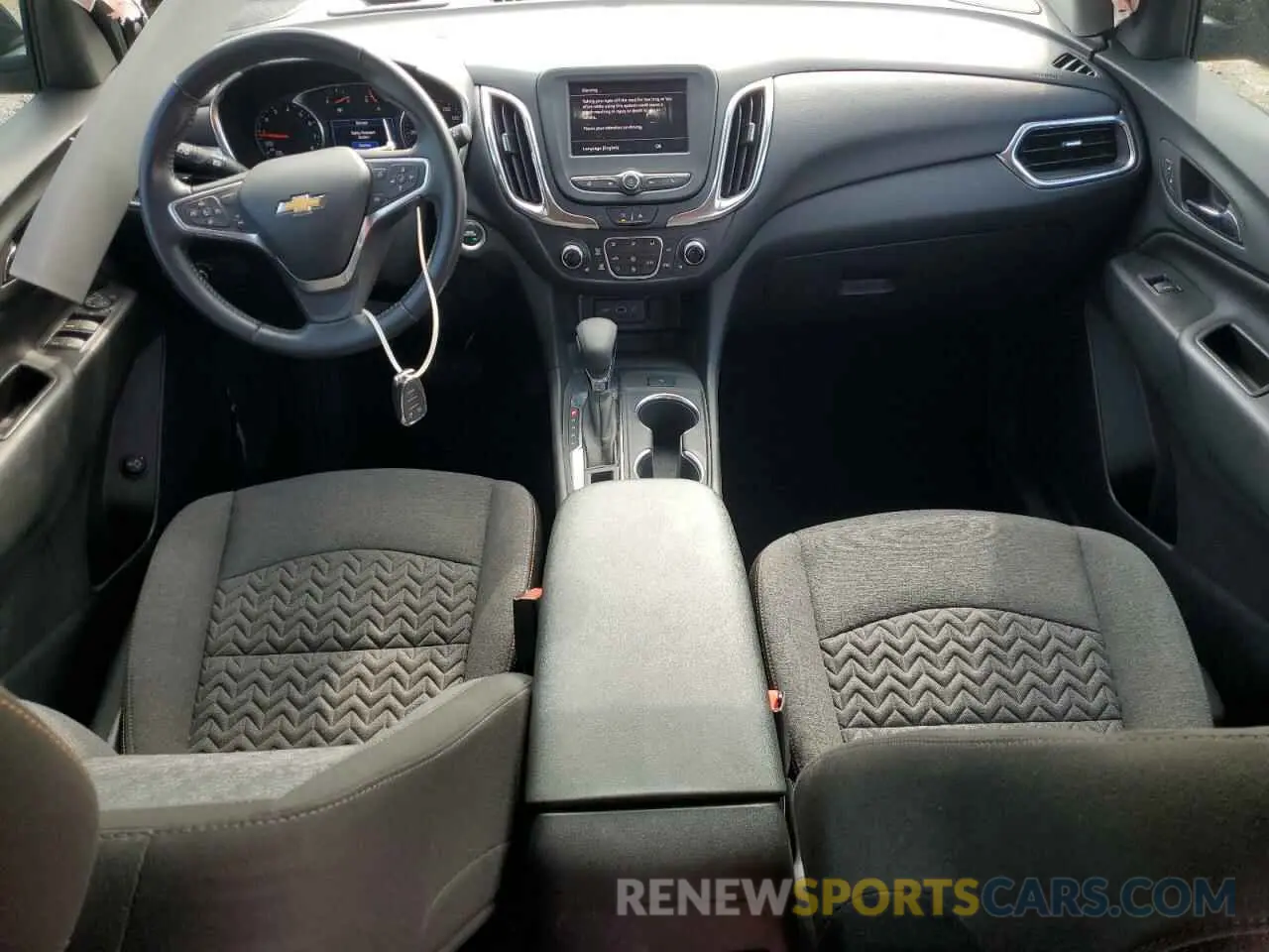 8 Photograph of a damaged car 3GNAXKEV3NL183198 CHEVROLET EQUINOX 2022