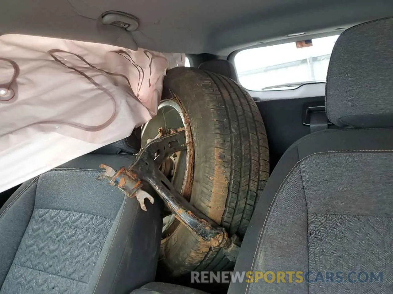 10 Photograph of a damaged car 3GNAXKEV3NL202591 CHEVROLET EQUINOX 2022