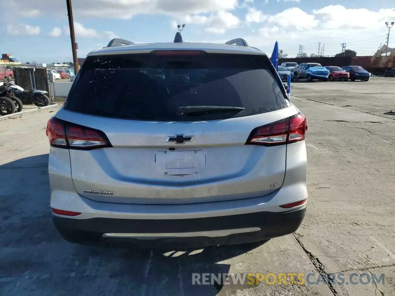6 Photograph of a damaged car 3GNAXKEV3NL234327 CHEVROLET EQUINOX 2022