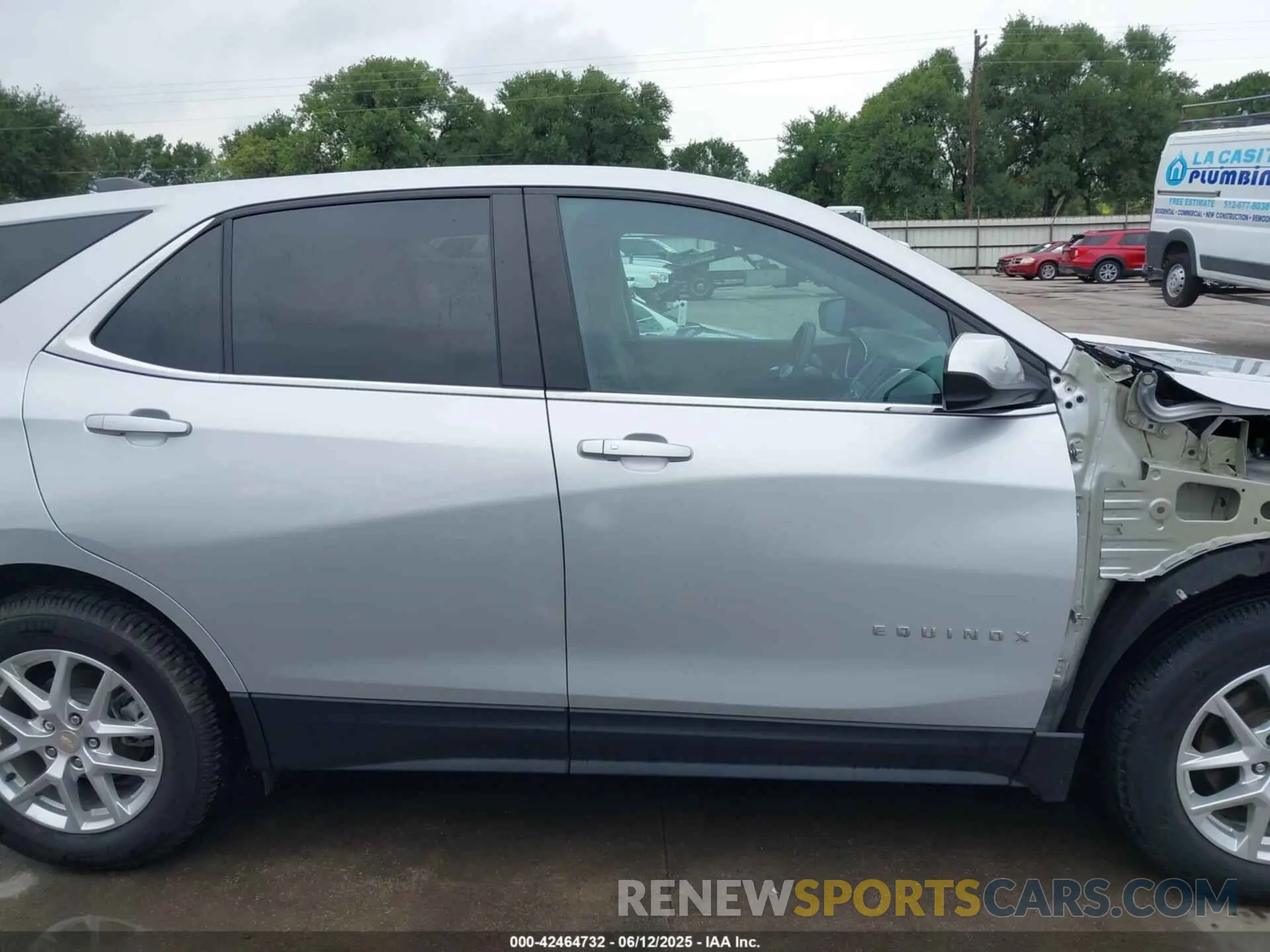 14 Photograph of a damaged car 3GNAXKEV3NL263827 CHEVROLET EQUINOX 2022