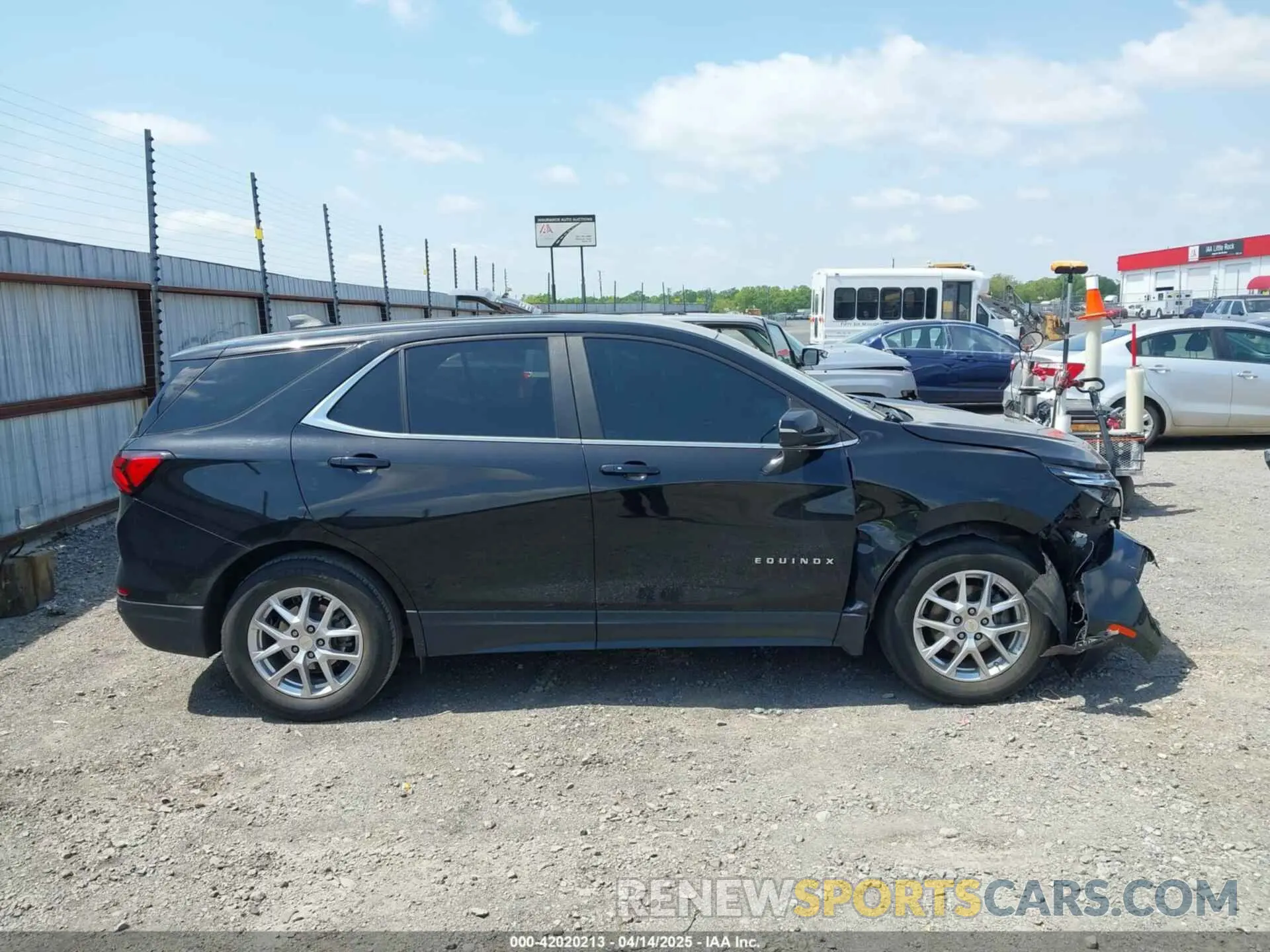13 Photograph of a damaged car 3GNAXKEV3NL281177 CHEVROLET EQUINOX 2022