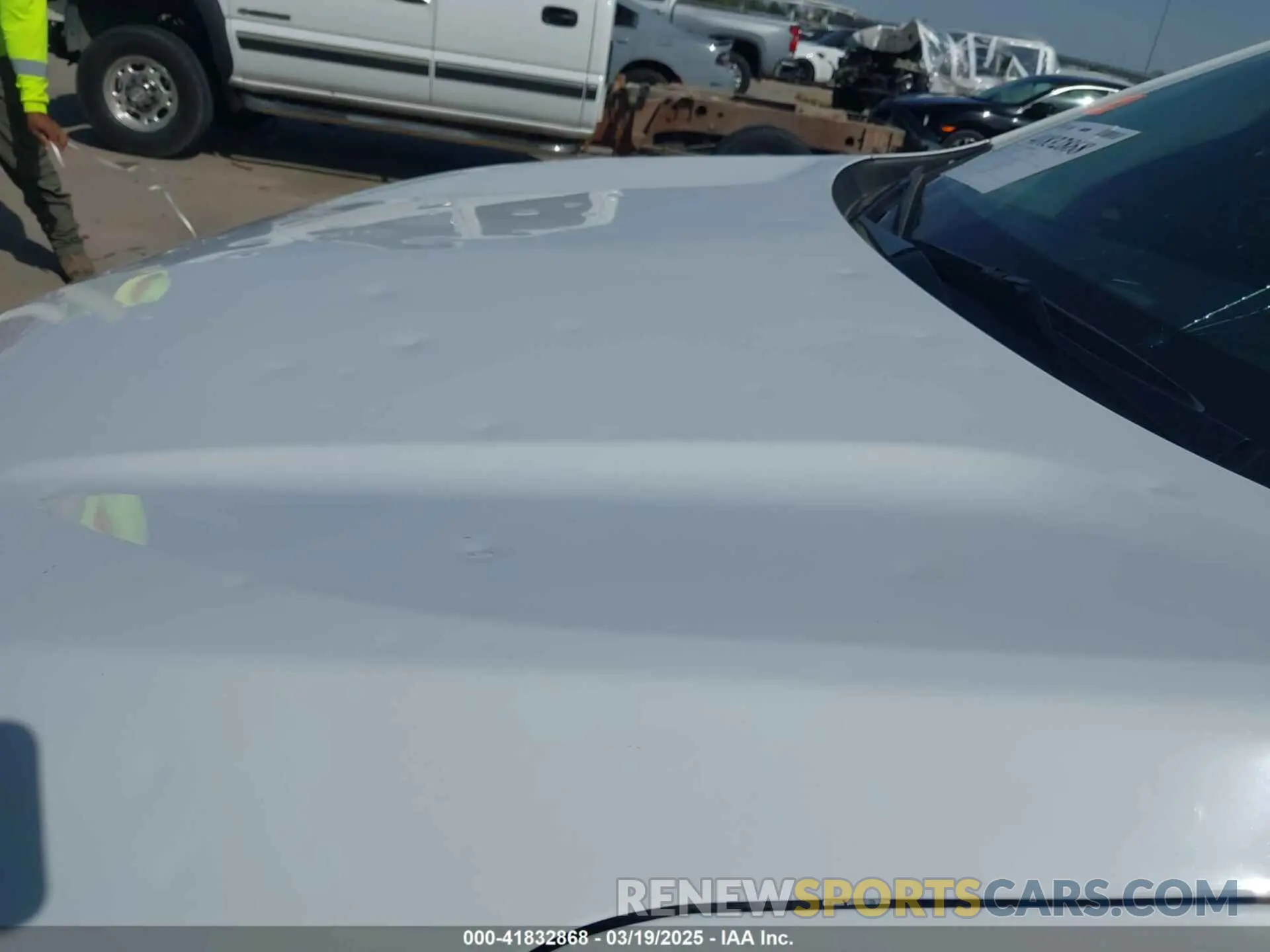6 Photograph of a damaged car 3GNAXKEV3NL305624 CHEVROLET EQUINOX 2022