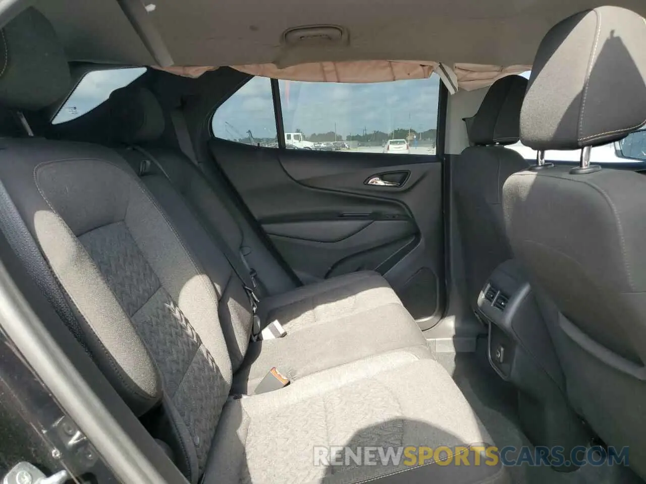 12 Photograph of a damaged car 3GNAXKEV4NL107134 CHEVROLET EQUINOX 2022