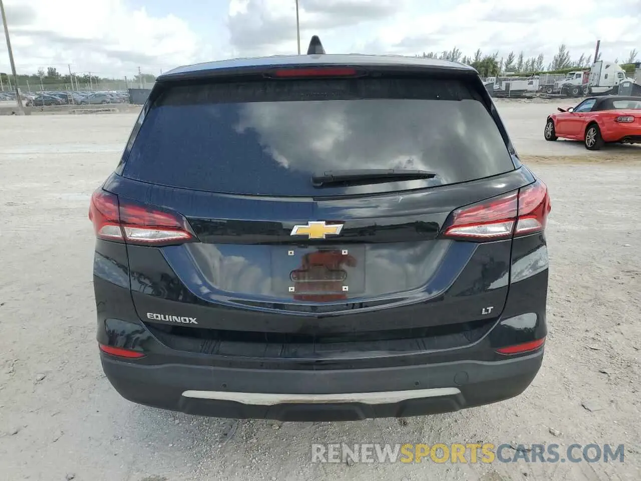 6 Photograph of a damaged car 3GNAXKEV4NL107134 CHEVROLET EQUINOX 2022
