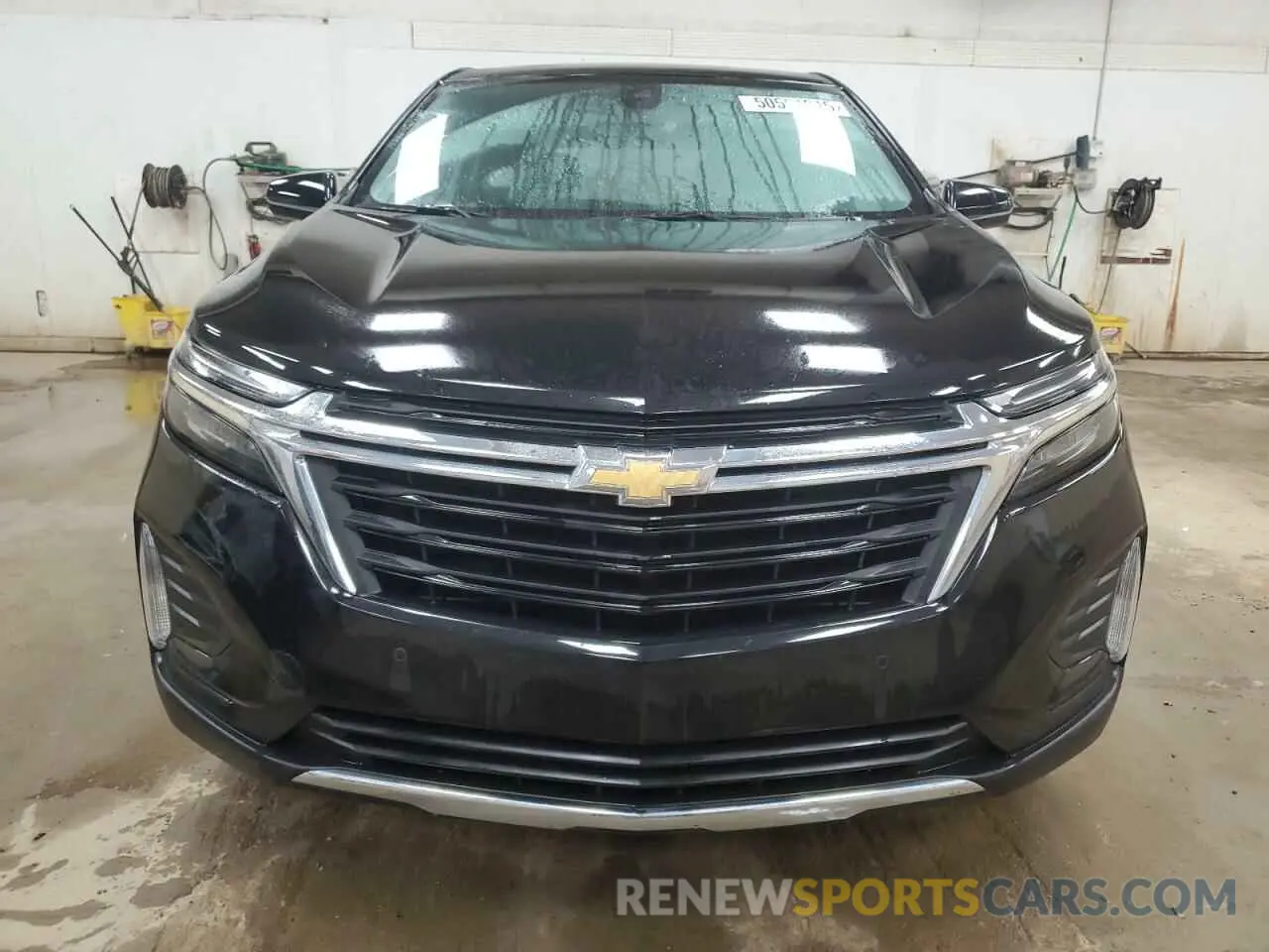 5 Photograph of a damaged car 3GNAXKEV4NL247538 CHEVROLET EQUINOX 2022