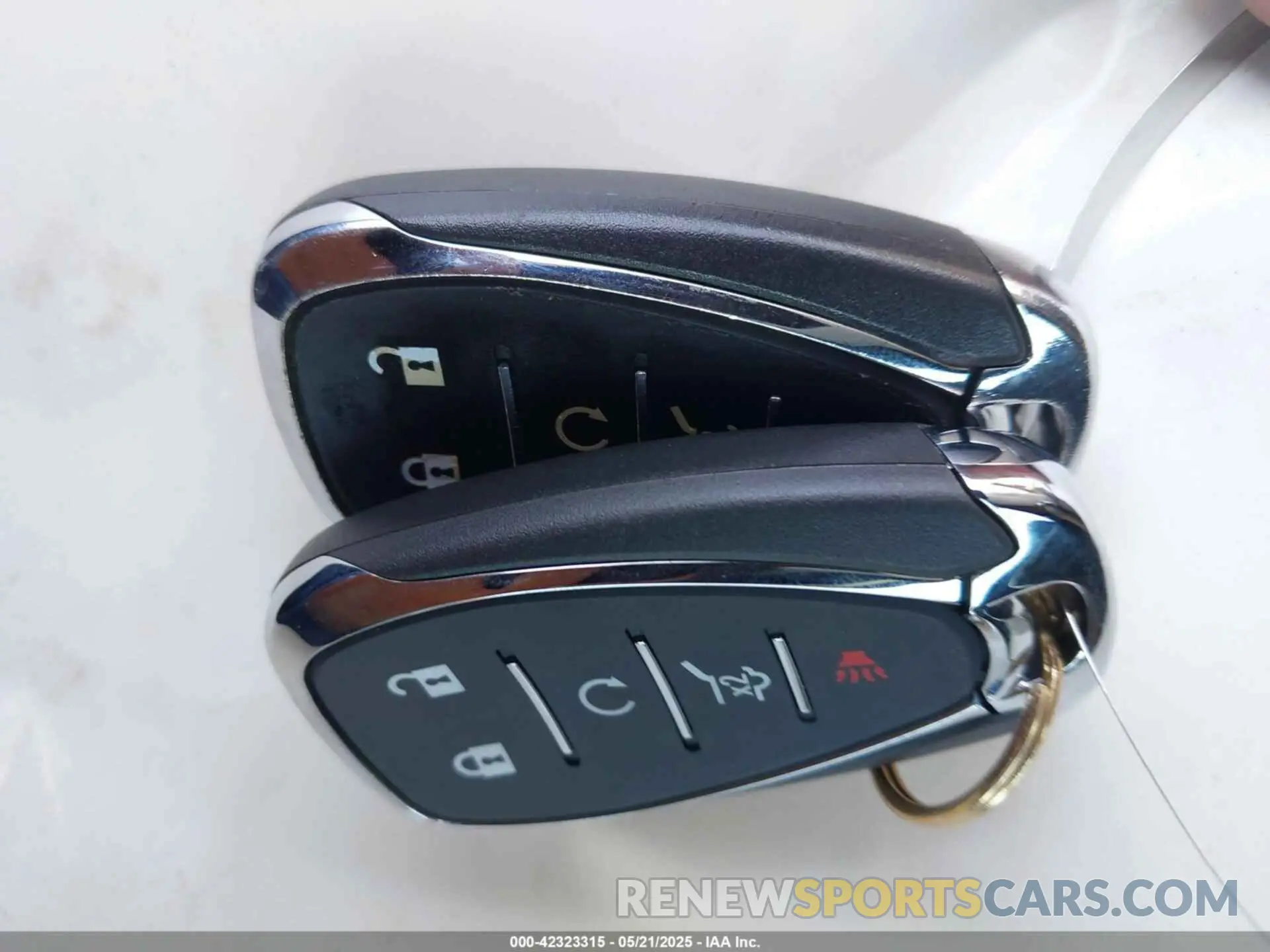 11 Photograph of a damaged car 3GNAXKEV4NL262654 CHEVROLET EQUINOX 2022