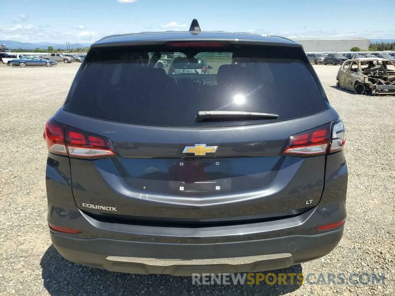 6 Photograph of a damaged car 3GNAXKEV4NS201066 CHEVROLET EQUINOX 2022
