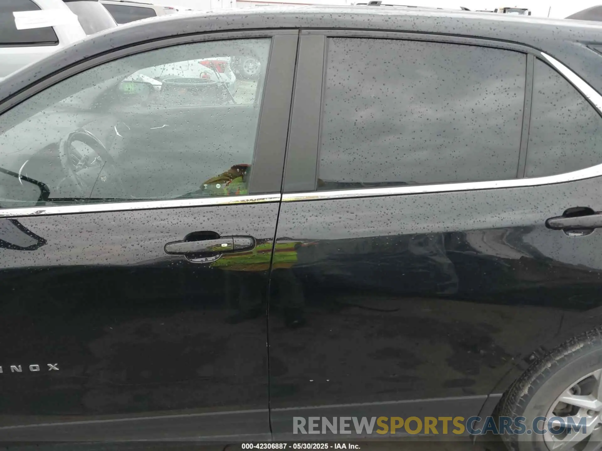 13 Photograph of a damaged car 3GNAXKEV5NL118059 CHEVROLET EQUINOX 2022