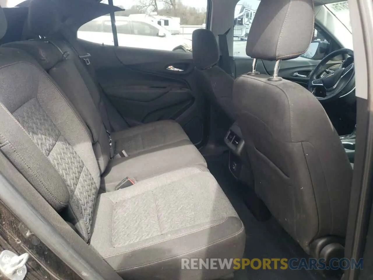 11 Photograph of a damaged car 3GNAXKEV5NL128137 CHEVROLET EQUINOX 2022