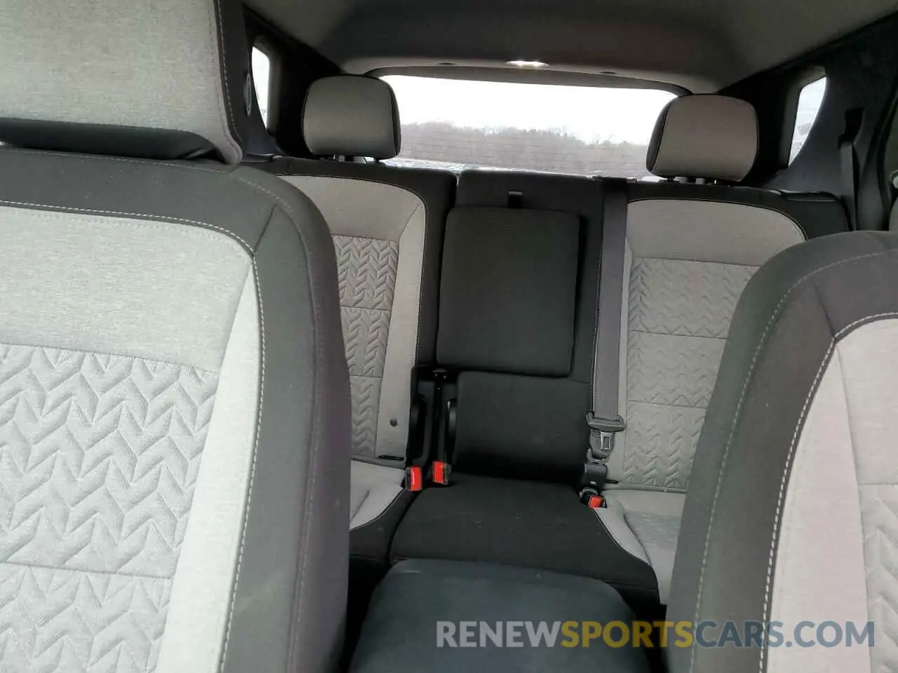 10 Photograph of a damaged car 3GNAXKEV5NL182666 CHEVROLET EQUINOX 2022