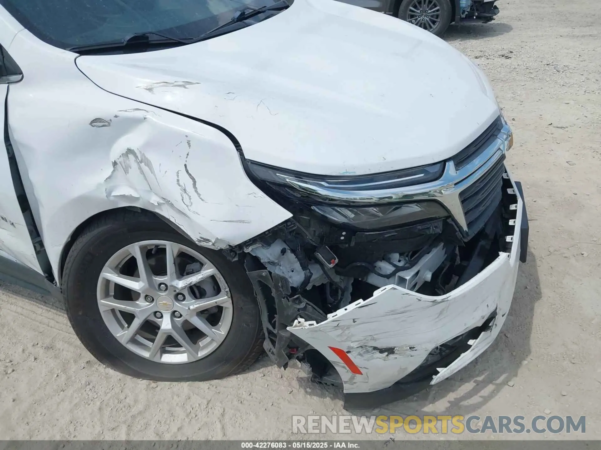 17 Photograph of a damaged car 3GNAXKEV5NL211955 CHEVROLET EQUINOX 2022