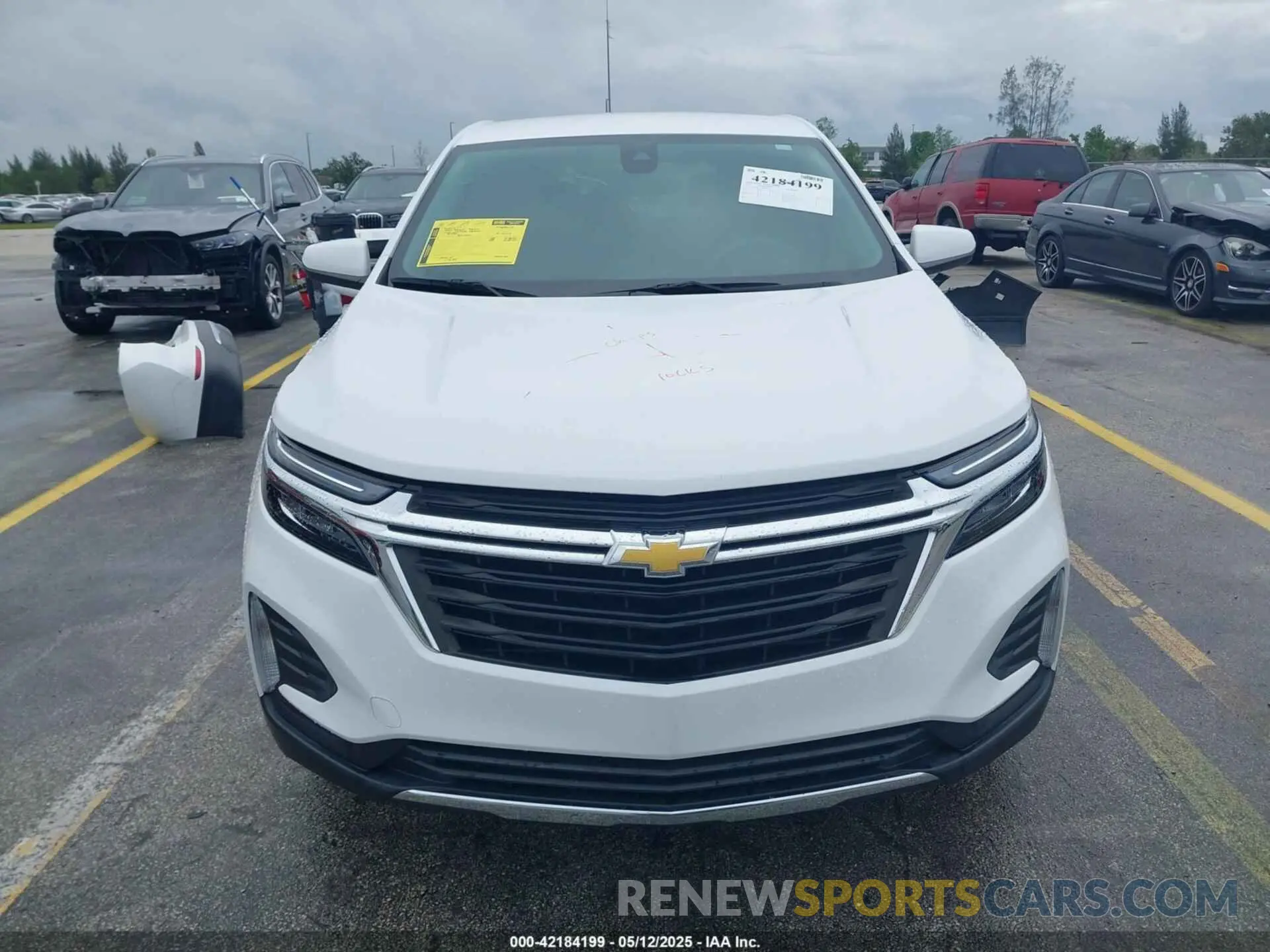 13 Photograph of a damaged car 3GNAXKEV5NL259715 CHEVROLET EQUINOX 2022
