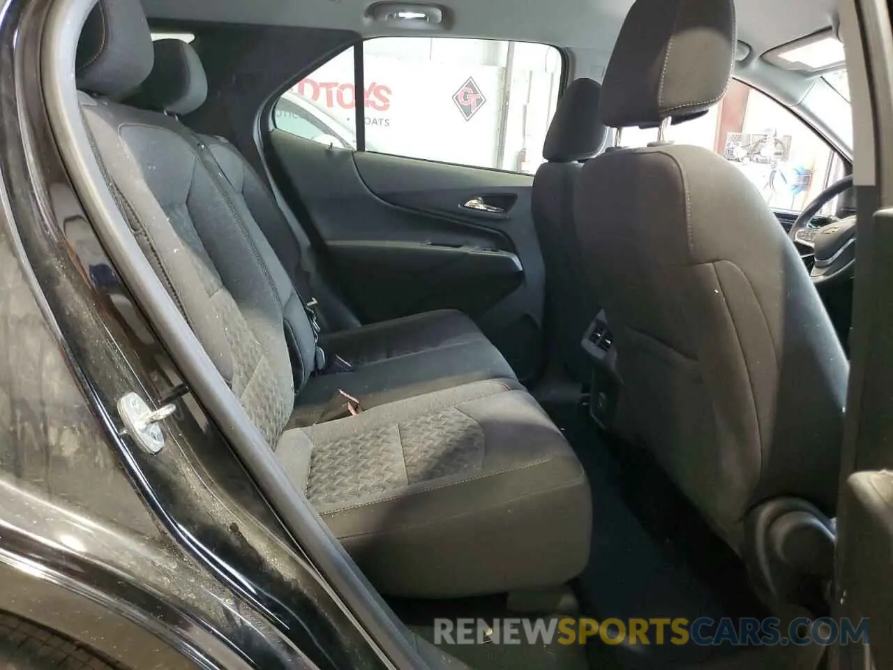 10 Photograph of a damaged car 3GNAXKEV5NL308802 CHEVROLET EQUINOX 2022