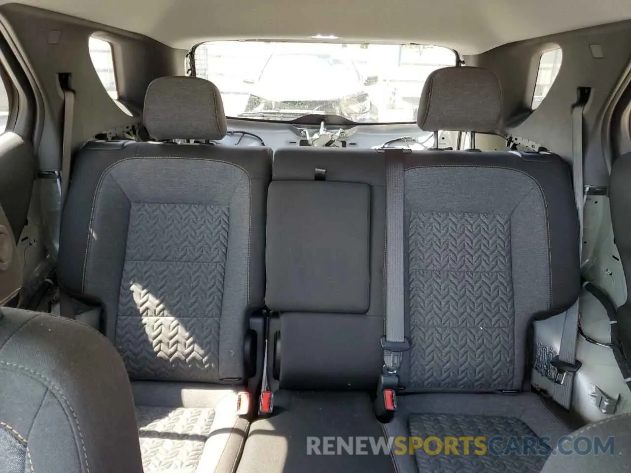 10 Photograph of a damaged car 3GNAXKEV6NL232538 CHEVROLET EQUINOX 2022