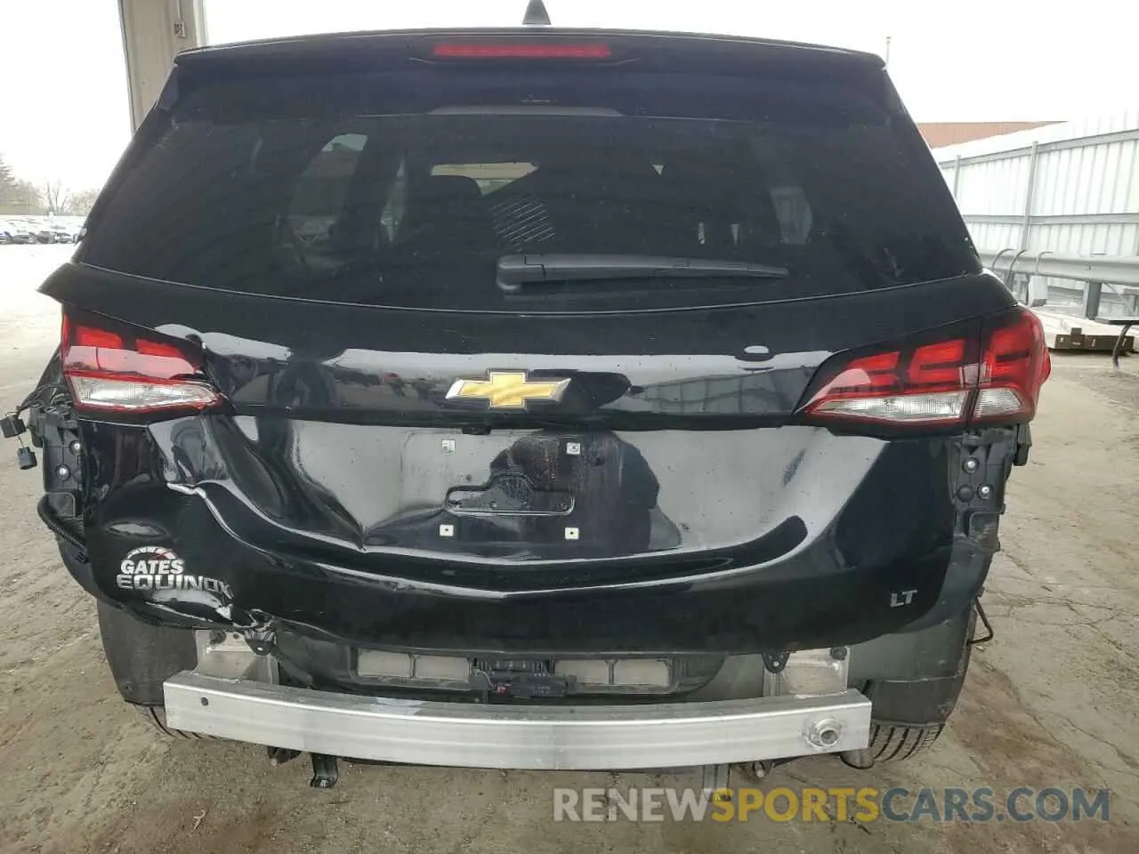 6 Photograph of a damaged car 3GNAXKEV6NL313037 CHEVROLET EQUINOX 2022