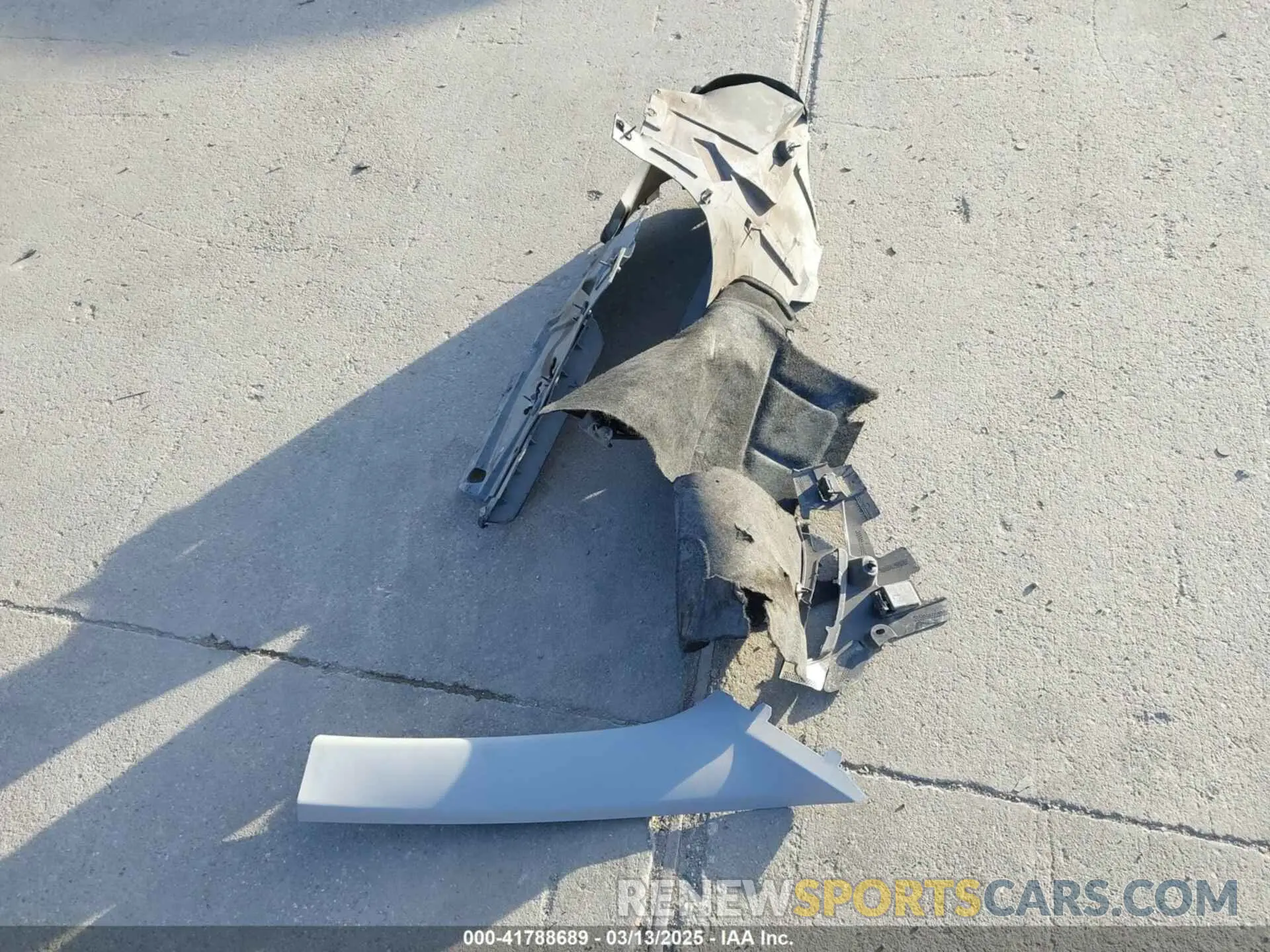 12 Photograph of a damaged car 3GNAXKEV6NS195352 CHEVROLET EQUINOX 2022