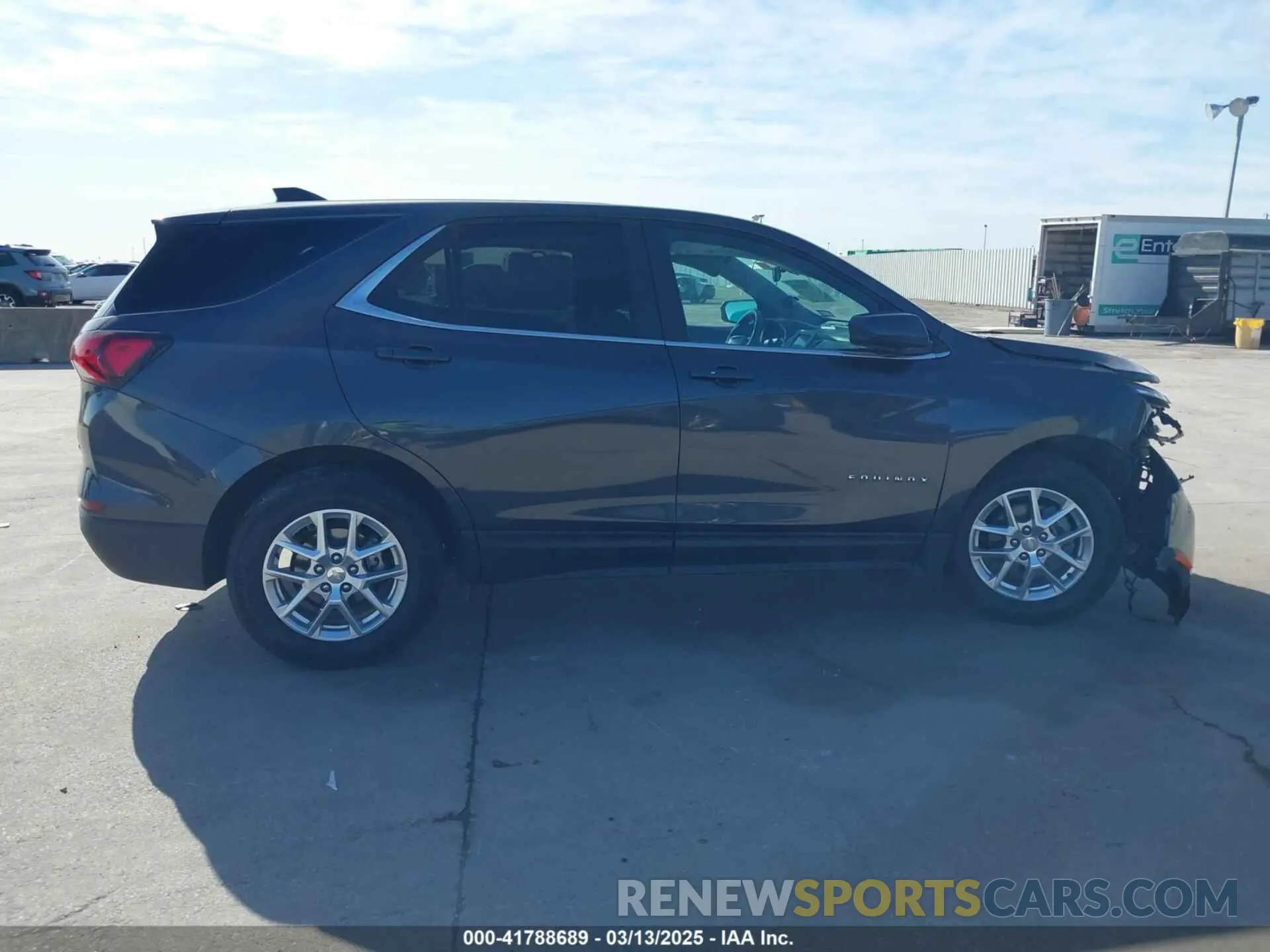 14 Photograph of a damaged car 3GNAXKEV6NS195352 CHEVROLET EQUINOX 2022