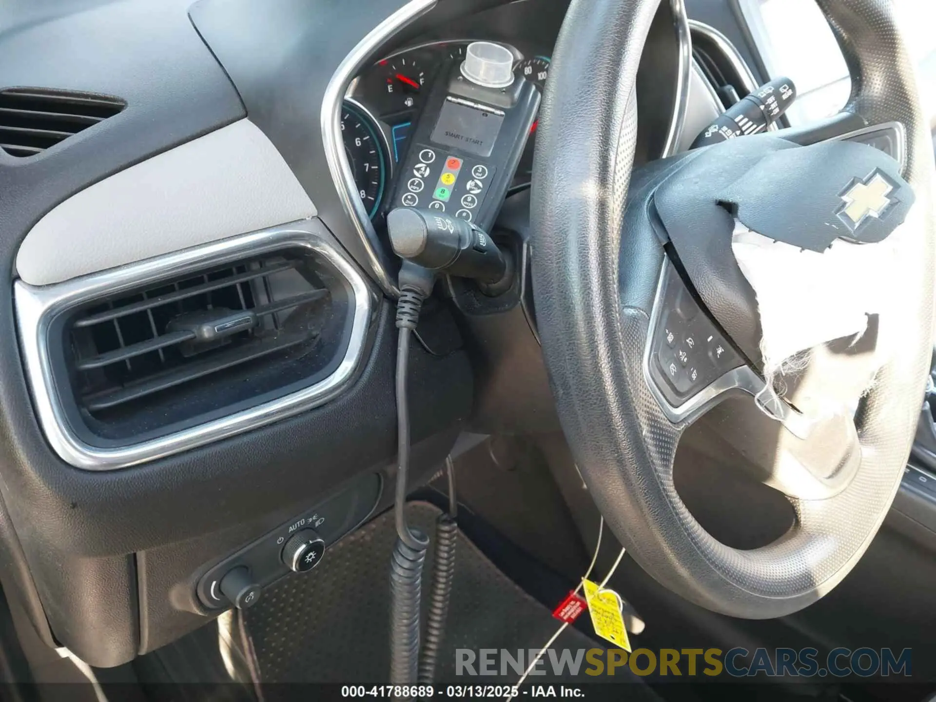 19 Photograph of a damaged car 3GNAXKEV6NS195352 CHEVROLET EQUINOX 2022