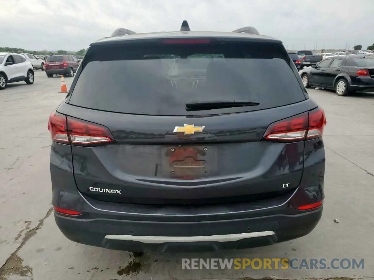 6 Photograph of a damaged car 3GNAXKEV6NS231296 CHEVROLET EQUINOX 2022