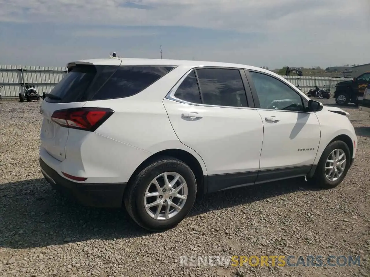 3 Photograph of a damaged car 3GNAXKEV7NL216591 CHEVROLET EQUINOX 2022