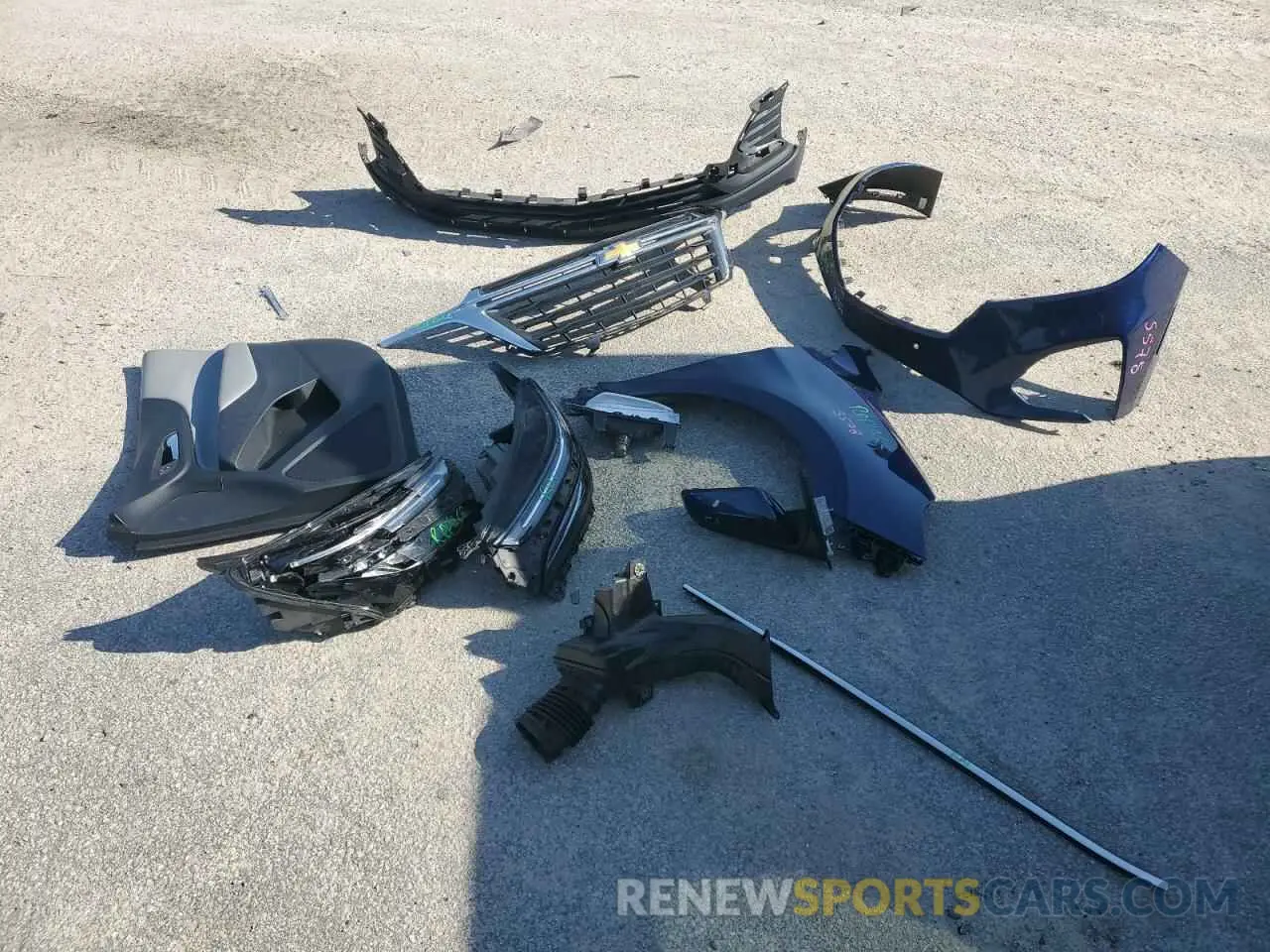 15 Photograph of a damaged car 3GNAXKEV7NL223041 CHEVROLET EQUINOX 2022
