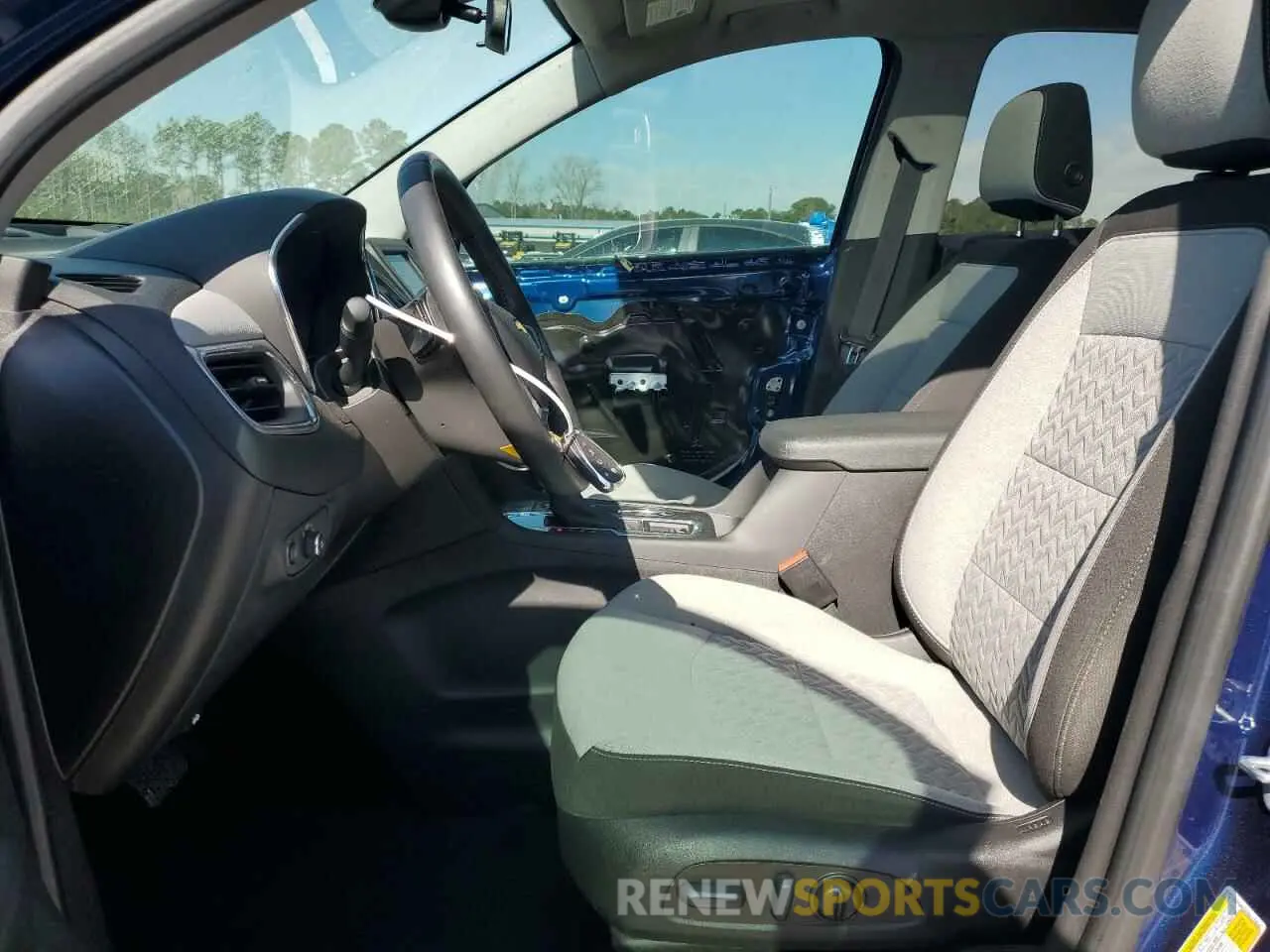 7 Photograph of a damaged car 3GNAXKEV7NL223041 CHEVROLET EQUINOX 2022