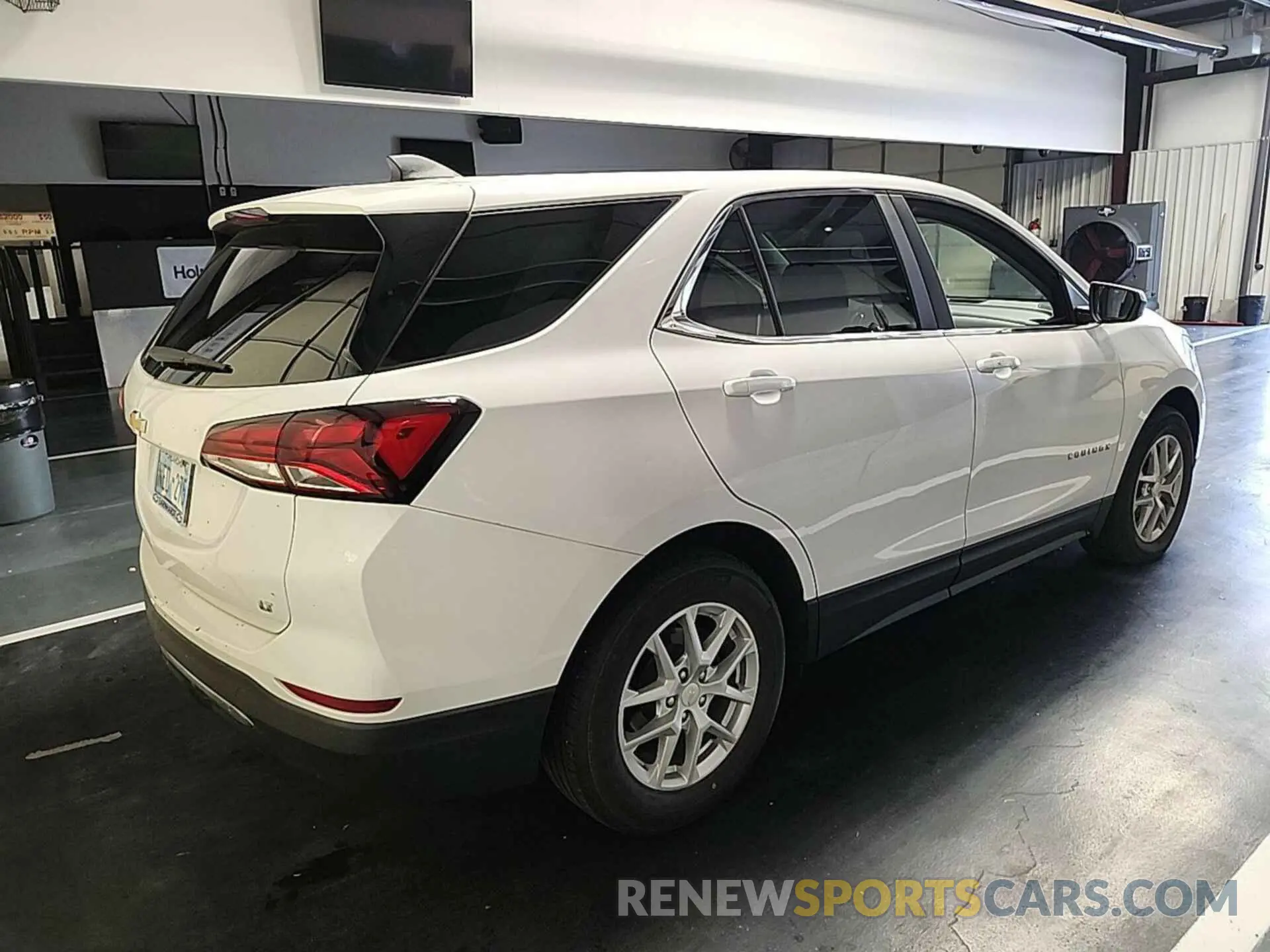 22 Photograph of a damaged car 3GNAXKEV7NL262437 CHEVROLET EQUINOX 2022