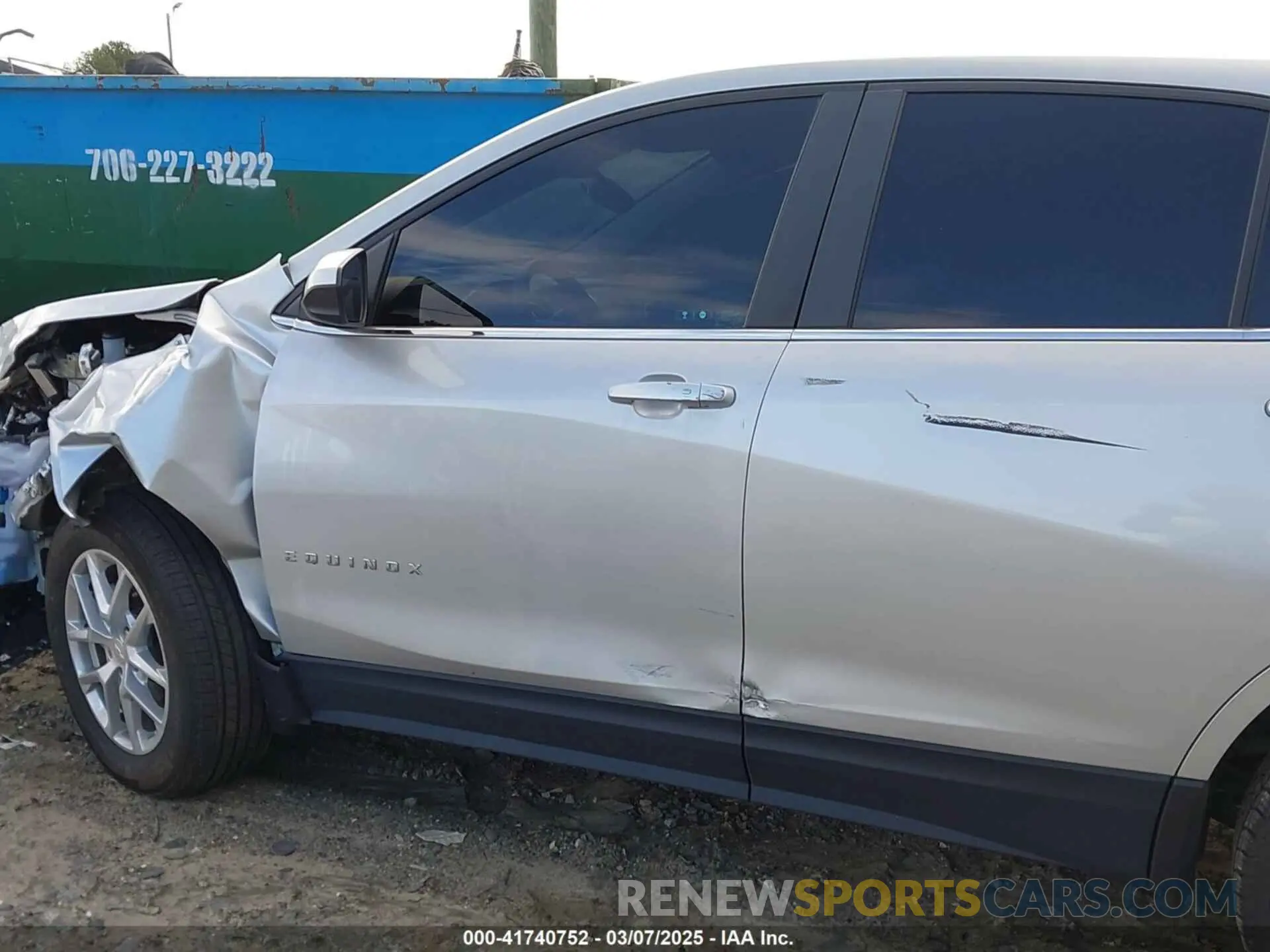 17 Photograph of a damaged car 3GNAXKEV8NL146079 CHEVROLET EQUINOX 2022