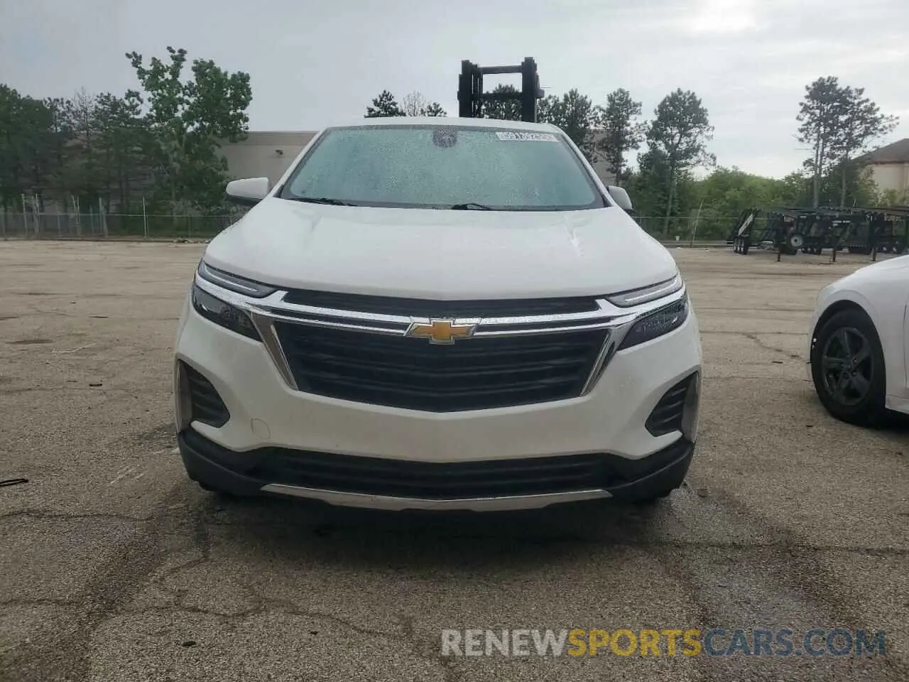 5 Photograph of a damaged car 3GNAXKEV8NL161410 CHEVROLET EQUINOX 2022