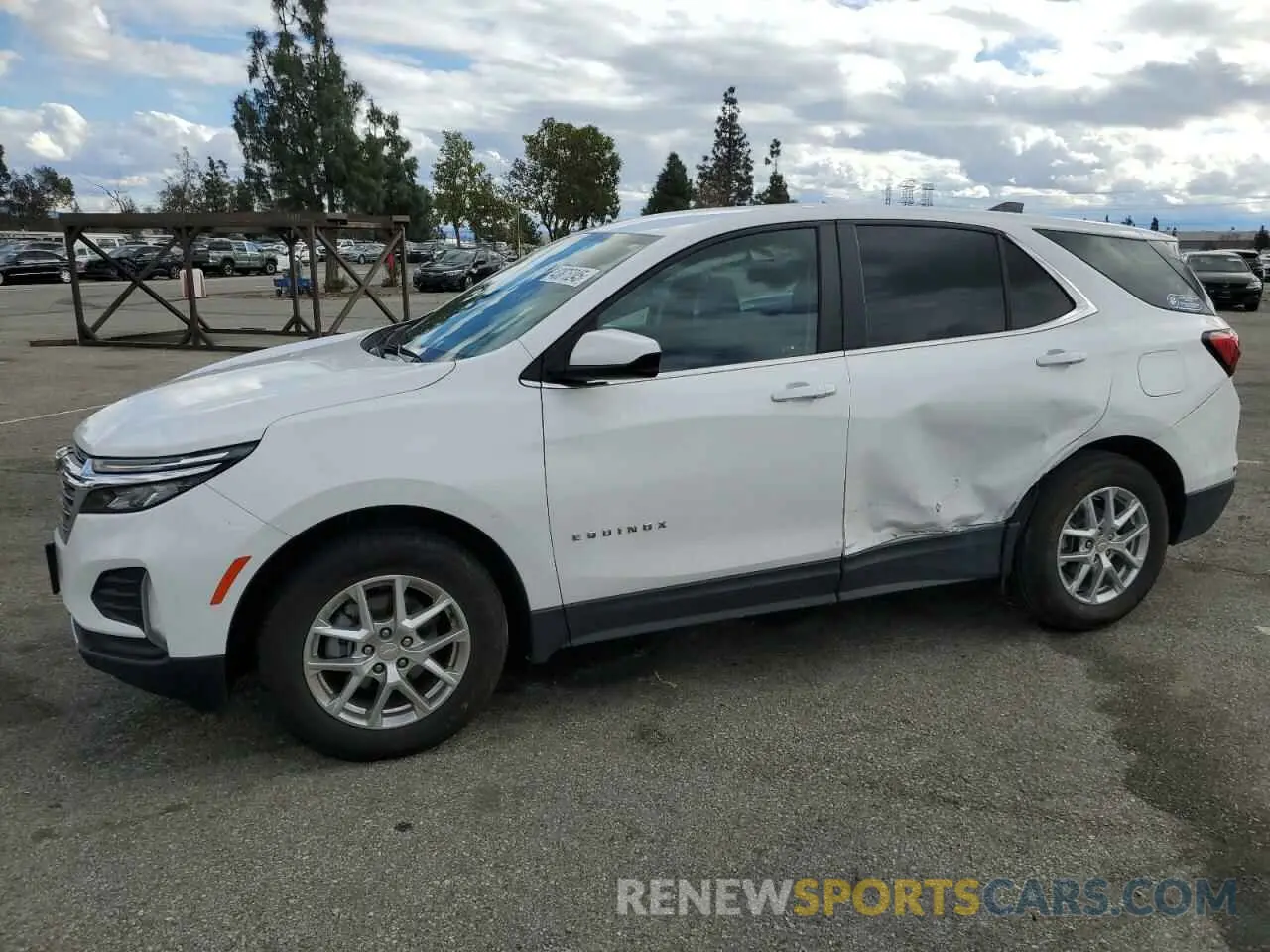 1 Photograph of a damaged car 3GNAXKEV8NL195184 CHEVROLET EQUINOX 2022