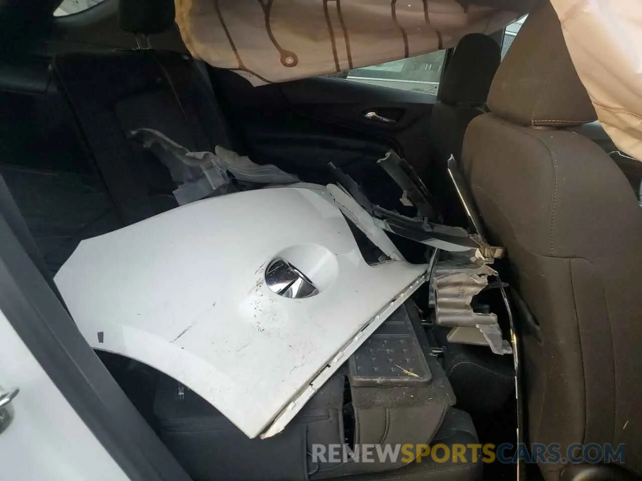 11 Photograph of a damaged car 3GNAXKEV8NL245713 CHEVROLET EQUINOX 2022