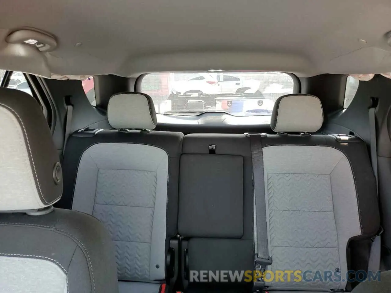 10 Photograph of a damaged car 3GNAXKEV8NL246585 CHEVROLET EQUINOX 2022