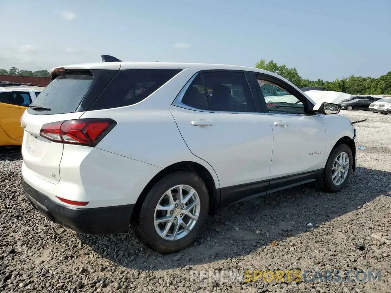 3 Photograph of a damaged car 3GNAXKEV8NL246585 CHEVROLET EQUINOX 2022