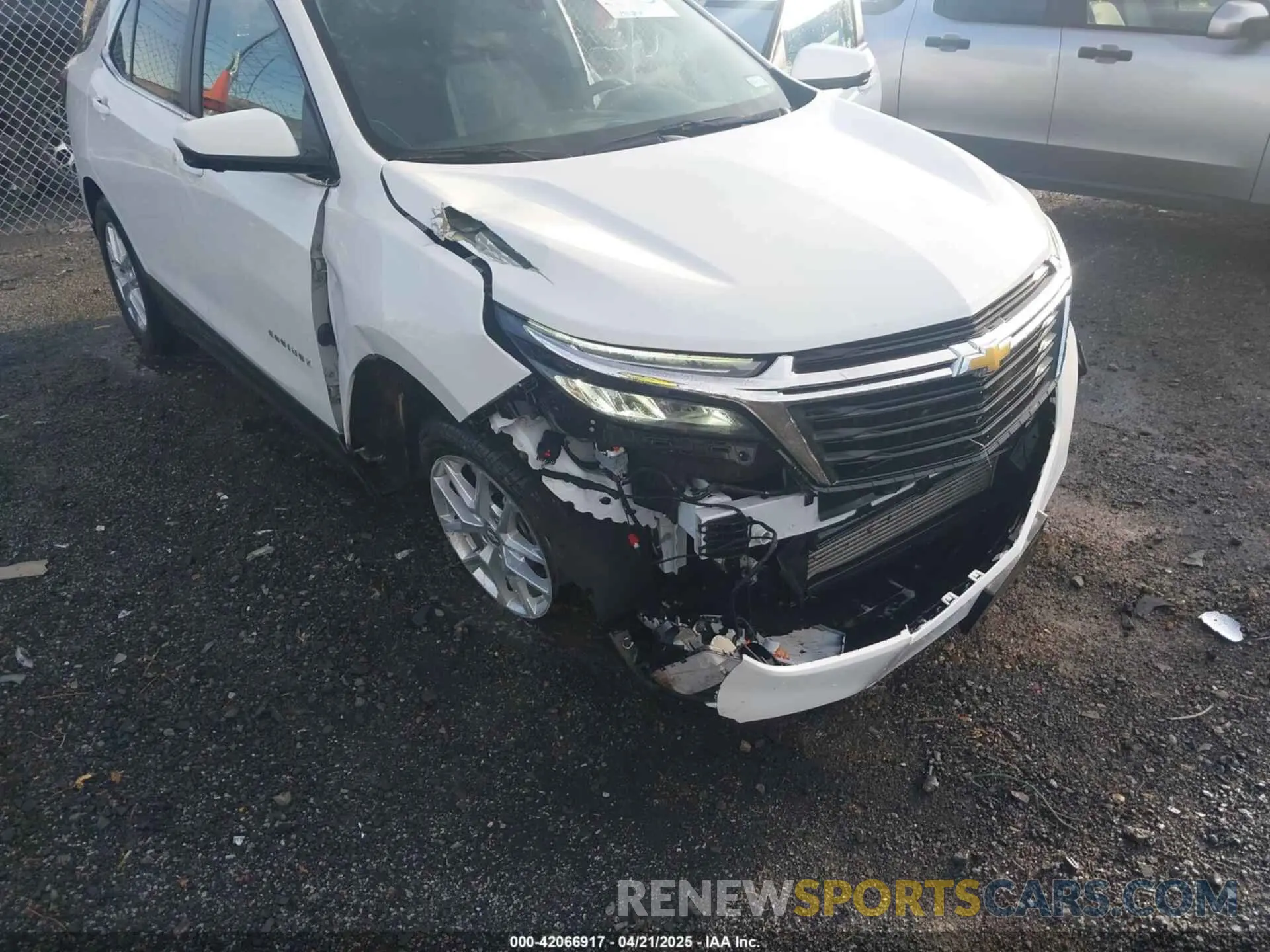 6 Photograph of a damaged car 3GNAXKEV8NL259157 CHEVROLET EQUINOX 2022