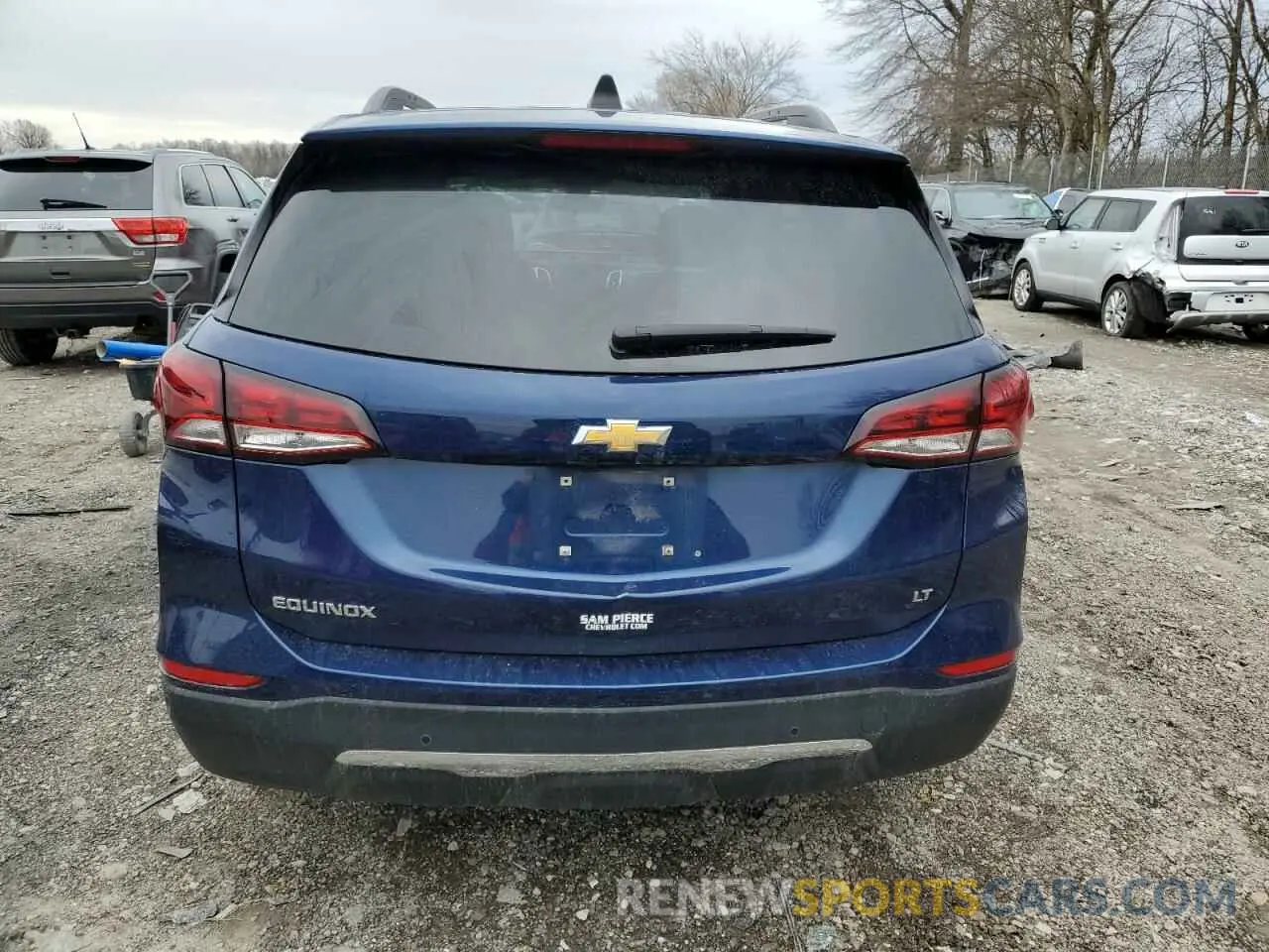 6 Photograph of a damaged car 3GNAXKEV8NL291039 CHEVROLET EQUINOX 2022