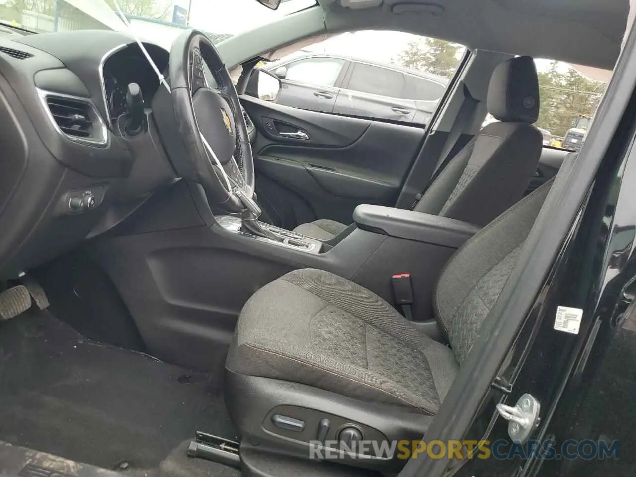 7 Photograph of a damaged car 3GNAXKEV8NL311208 CHEVROLET EQUINOX 2022