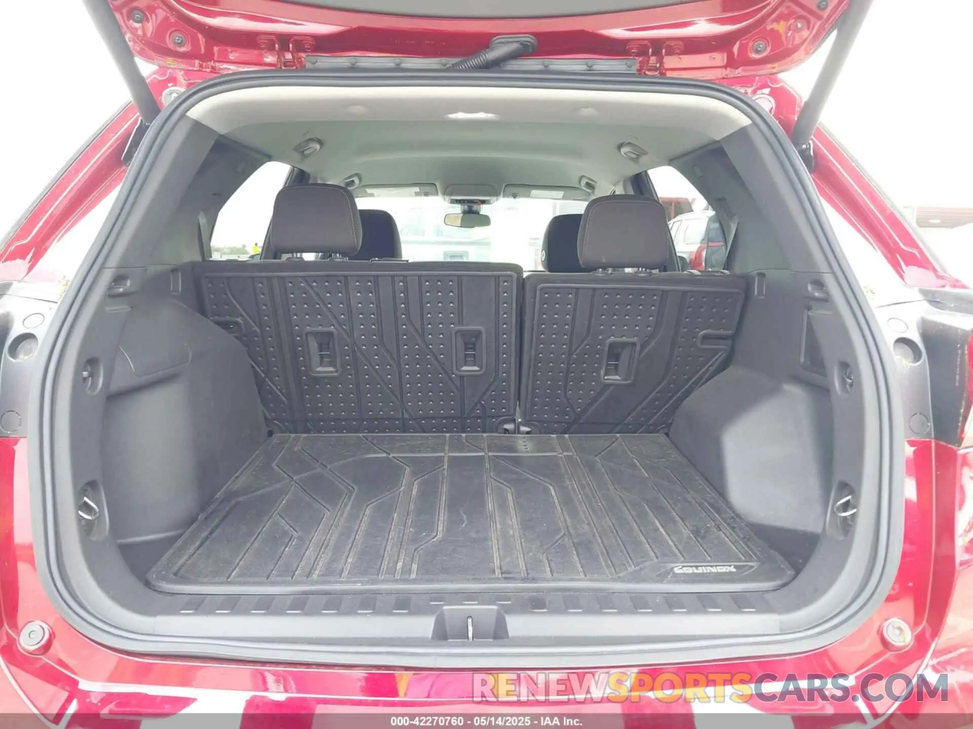 17 Photograph of a damaged car 3GNAXKEV8NS179184 CHEVROLET EQUINOX 2022