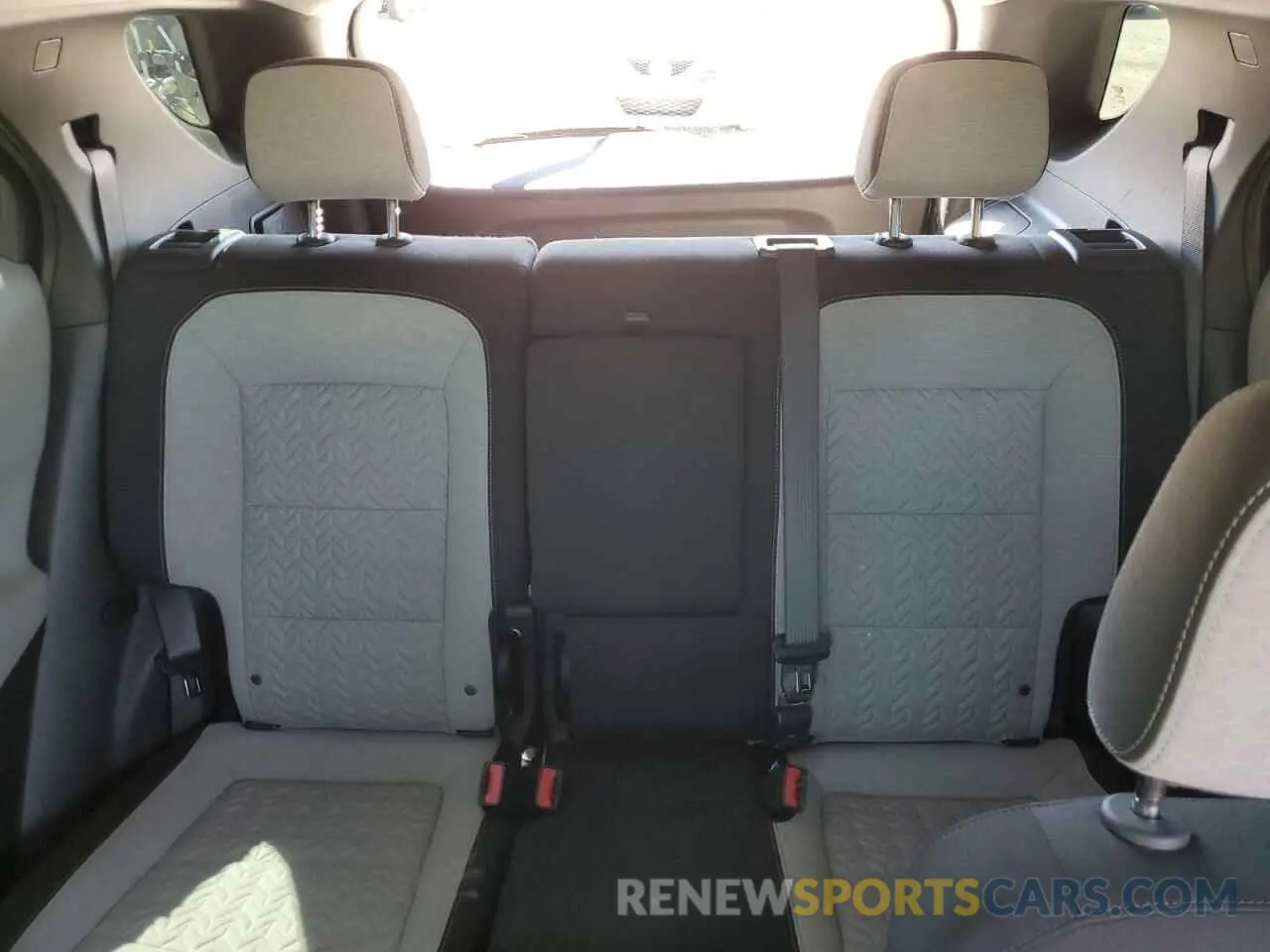 10 Photograph of a damaged car 3GNAXKEV8NS231042 CHEVROLET EQUINOX 2022