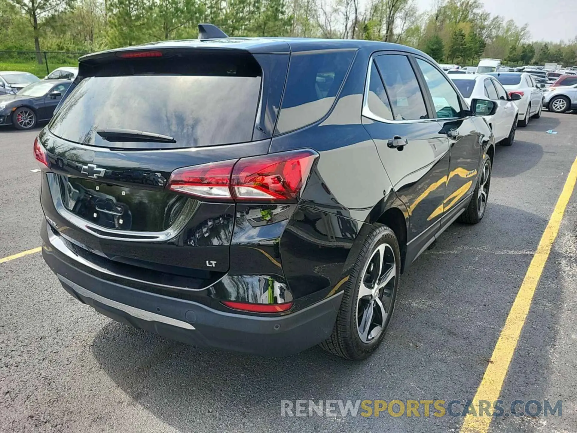 3 Photograph of a damaged car 3GNAXKEV9NL120946 CHEVROLET EQUINOX 2022