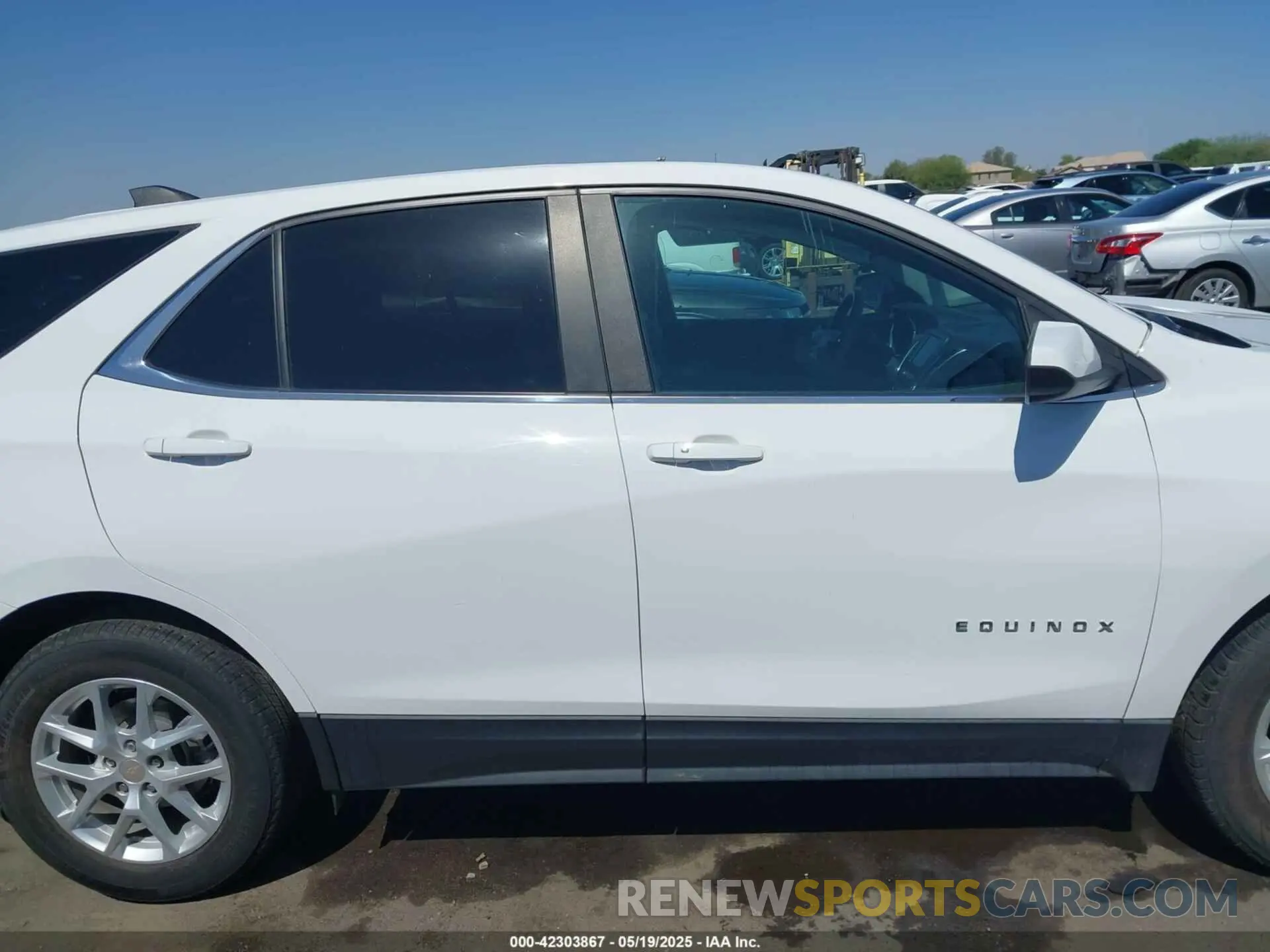 14 Photograph of a damaged car 3GNAXKEV9NL195100 CHEVROLET EQUINOX 2022