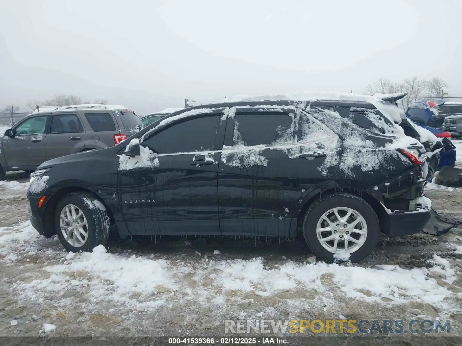 15 Photograph of a damaged car 3GNAXKEV9NL209447 CHEVROLET EQUINOX 2022