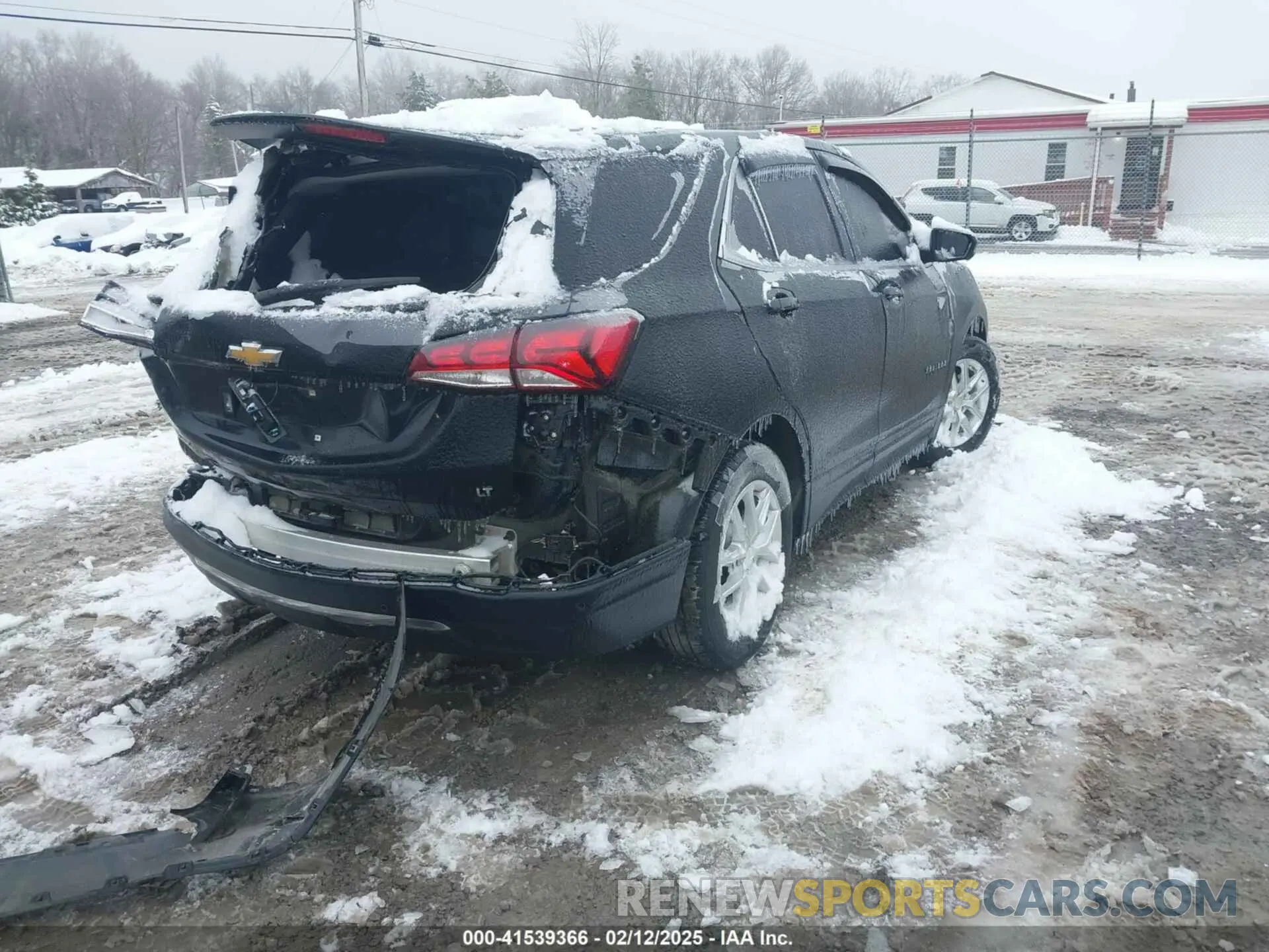 4 Photograph of a damaged car 3GNAXKEV9NL209447 CHEVROLET EQUINOX 2022