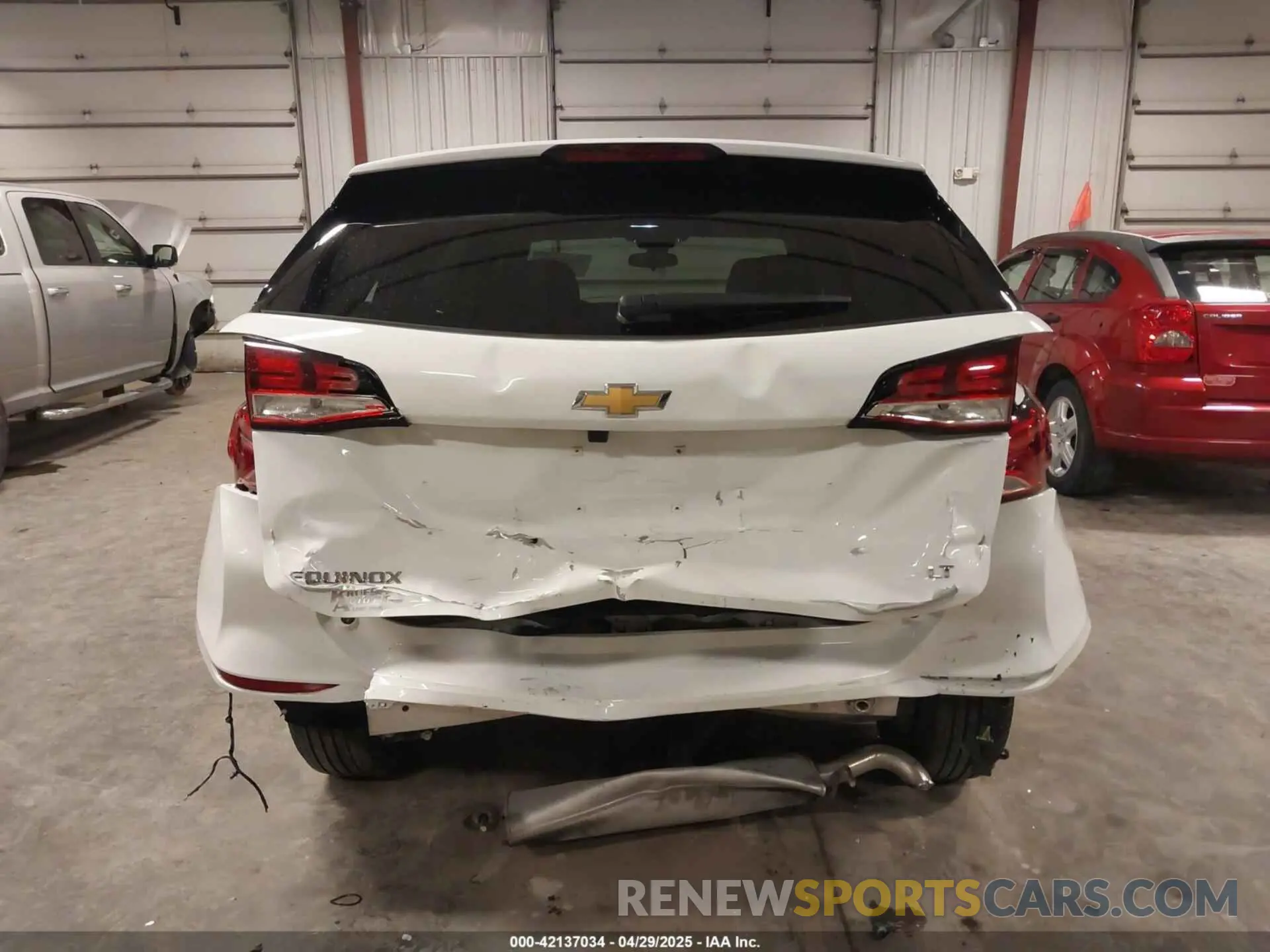17 Photograph of a damaged car 3GNAXKEV9NL299117 CHEVROLET EQUINOX 2022