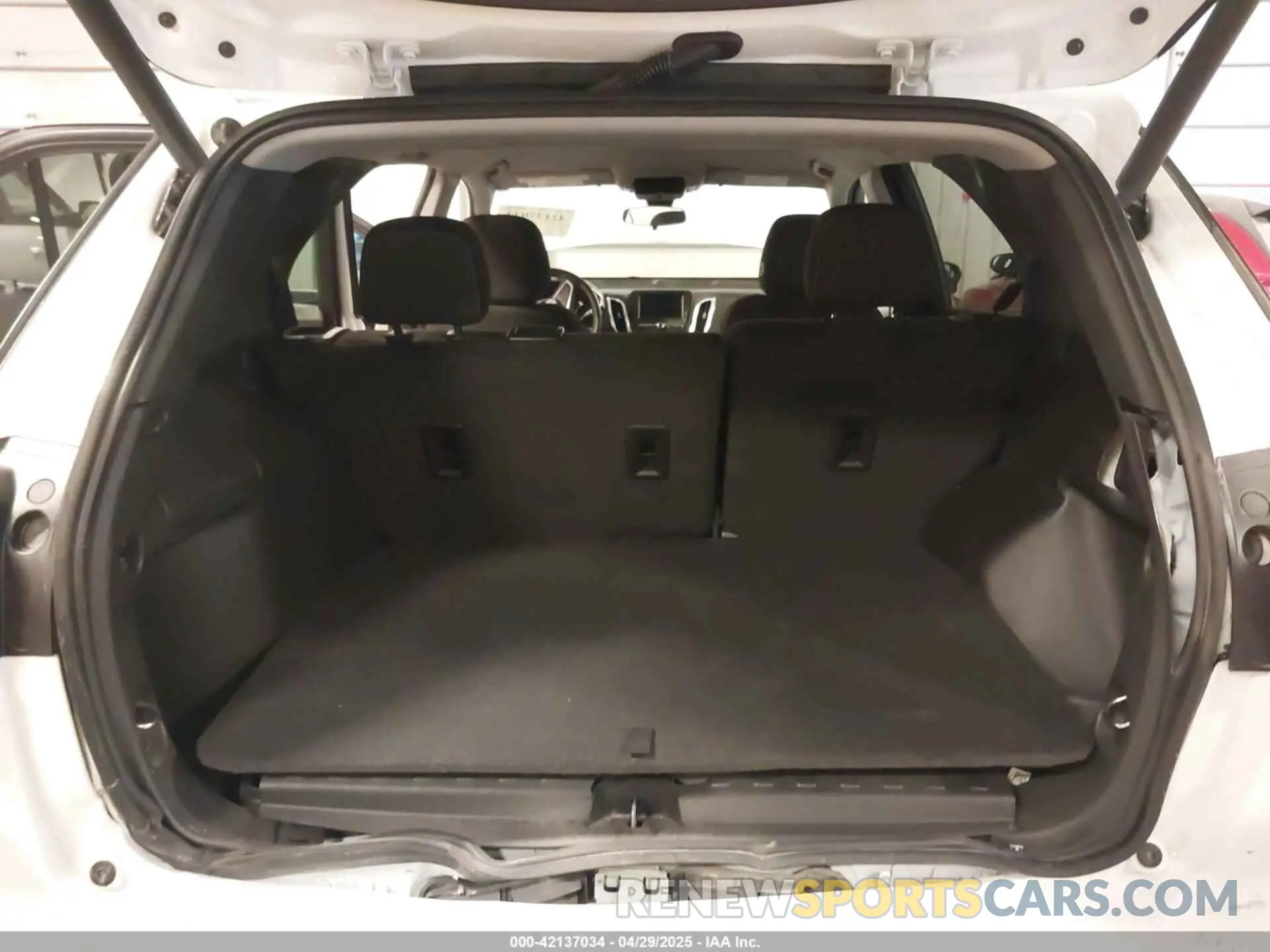 18 Photograph of a damaged car 3GNAXKEV9NL299117 CHEVROLET EQUINOX 2022